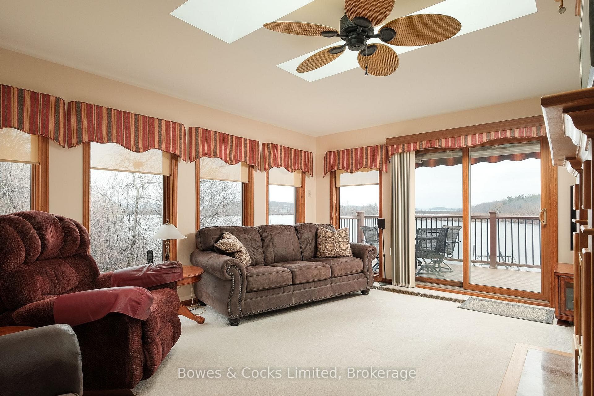 210 Thompson Road photo 20