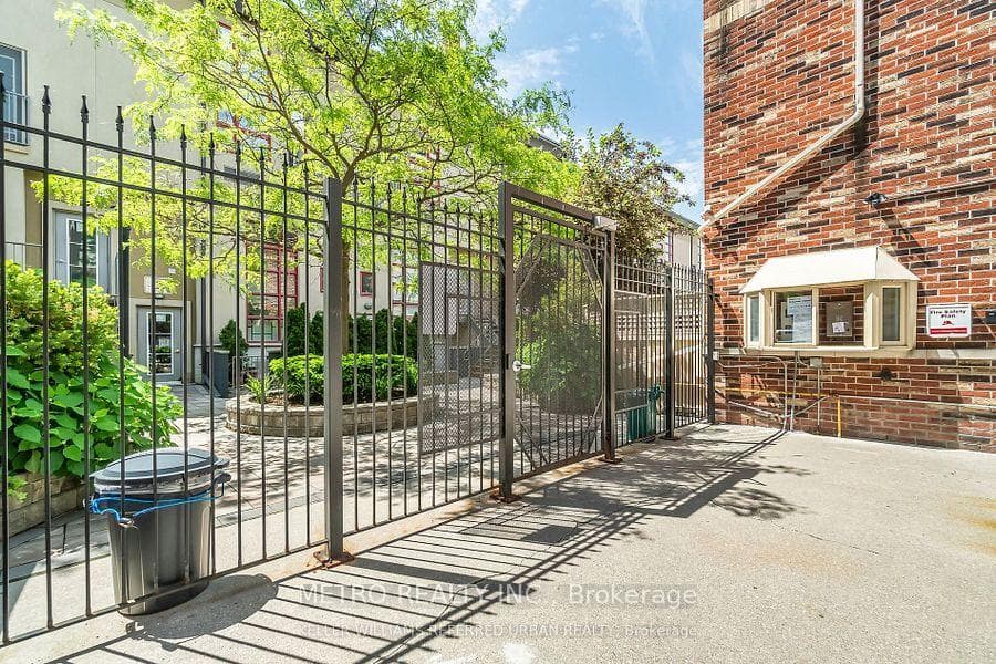 21 Earl Street Unit 116 photo 1