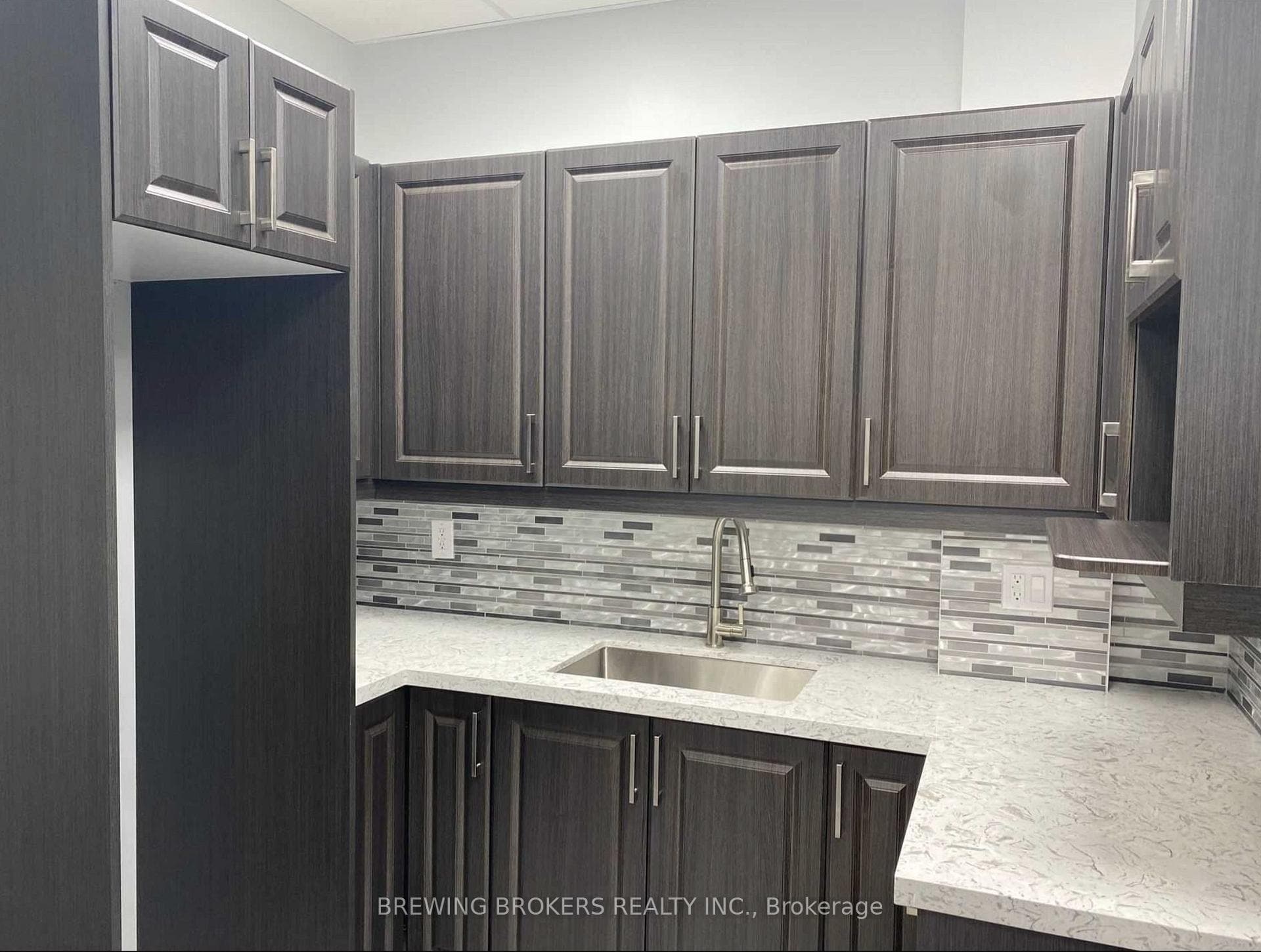 18 Wynford Drive Unit 508 photo 7