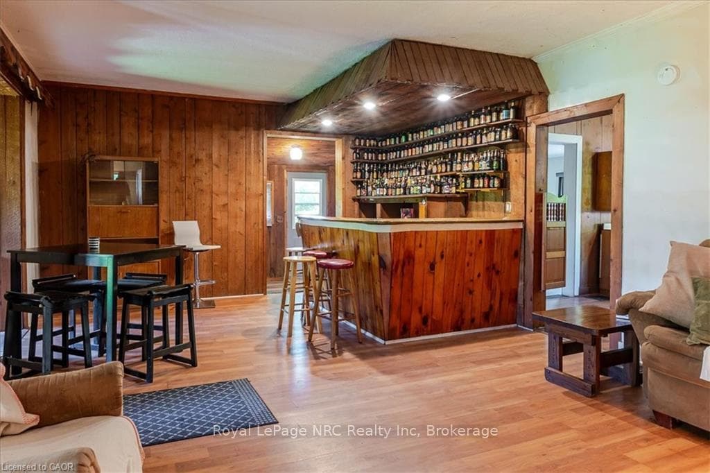 382 Beach Boulevard photo 24