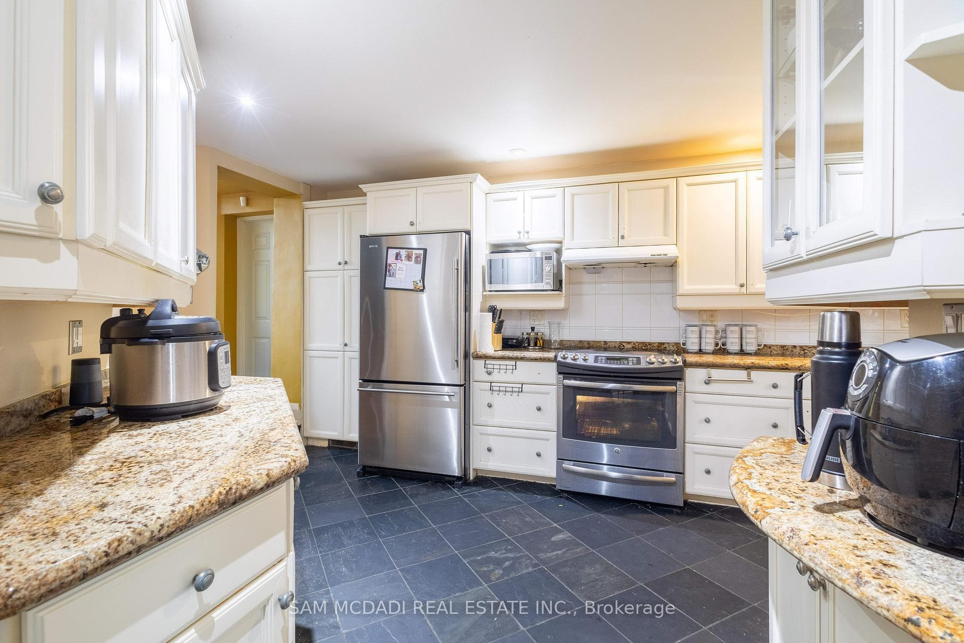 1628 Petrie Way photo 14