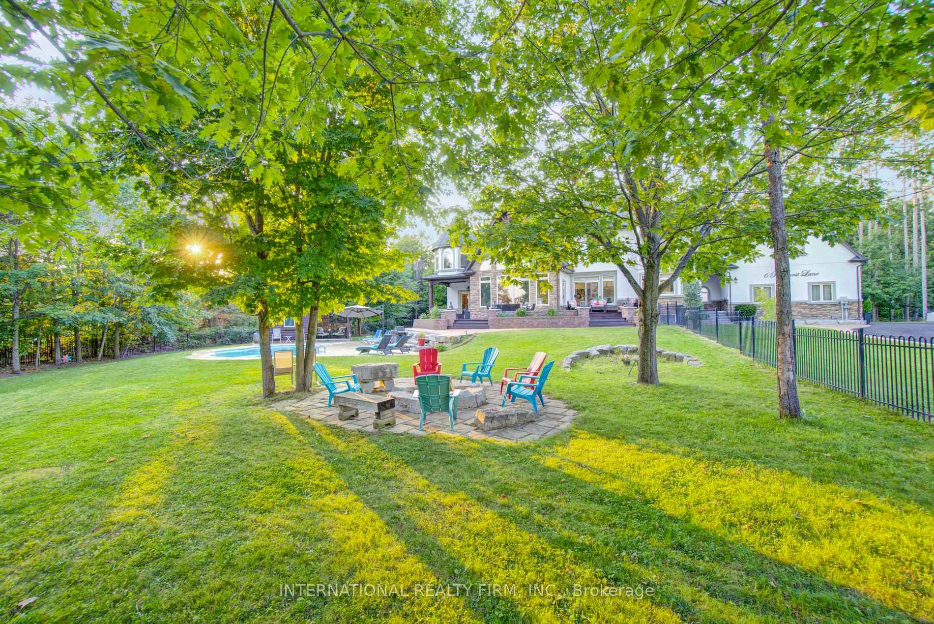 6 Pinehurst Lane photo 49