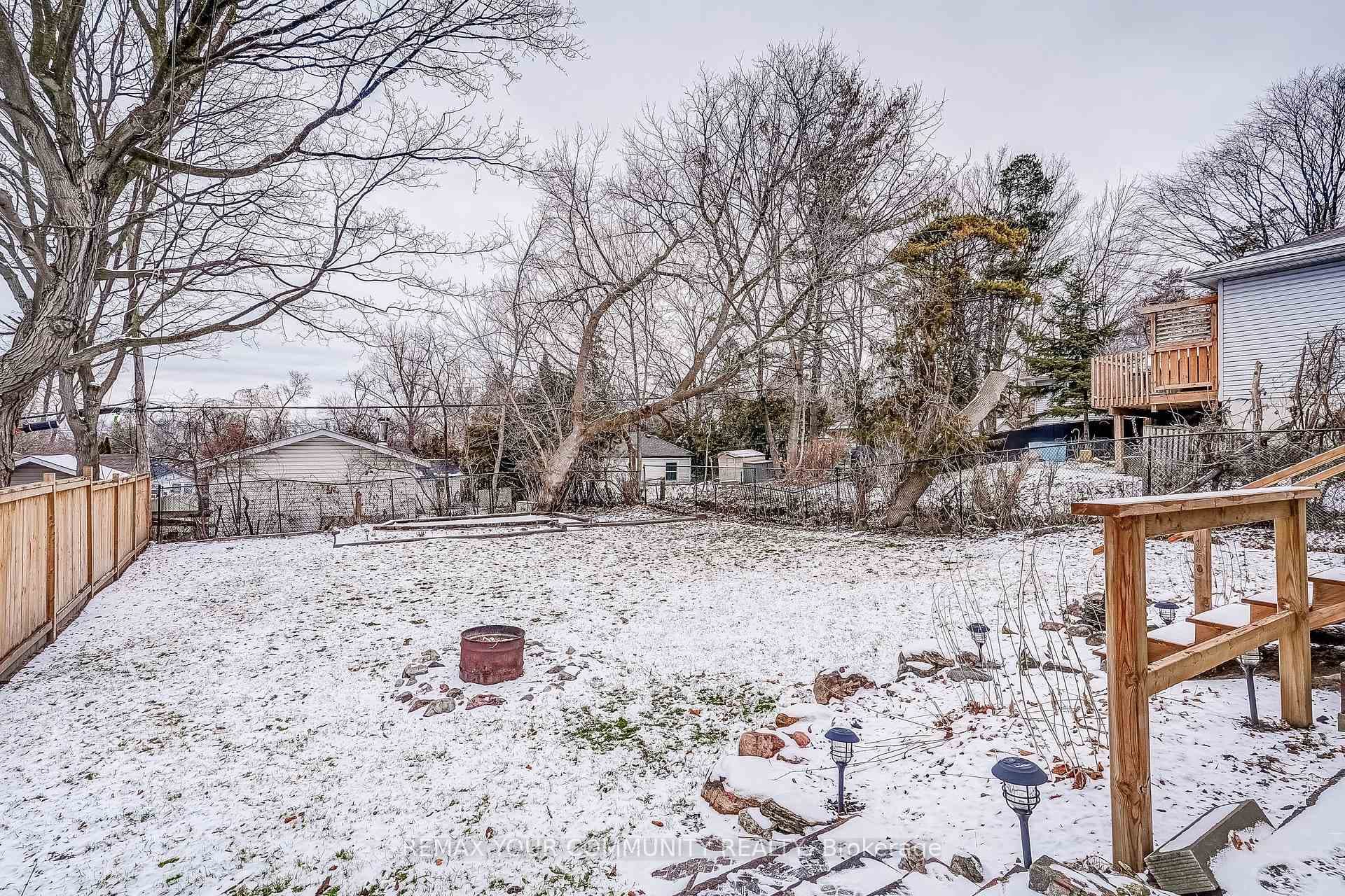 244 Cedarholme Avenue photo 43