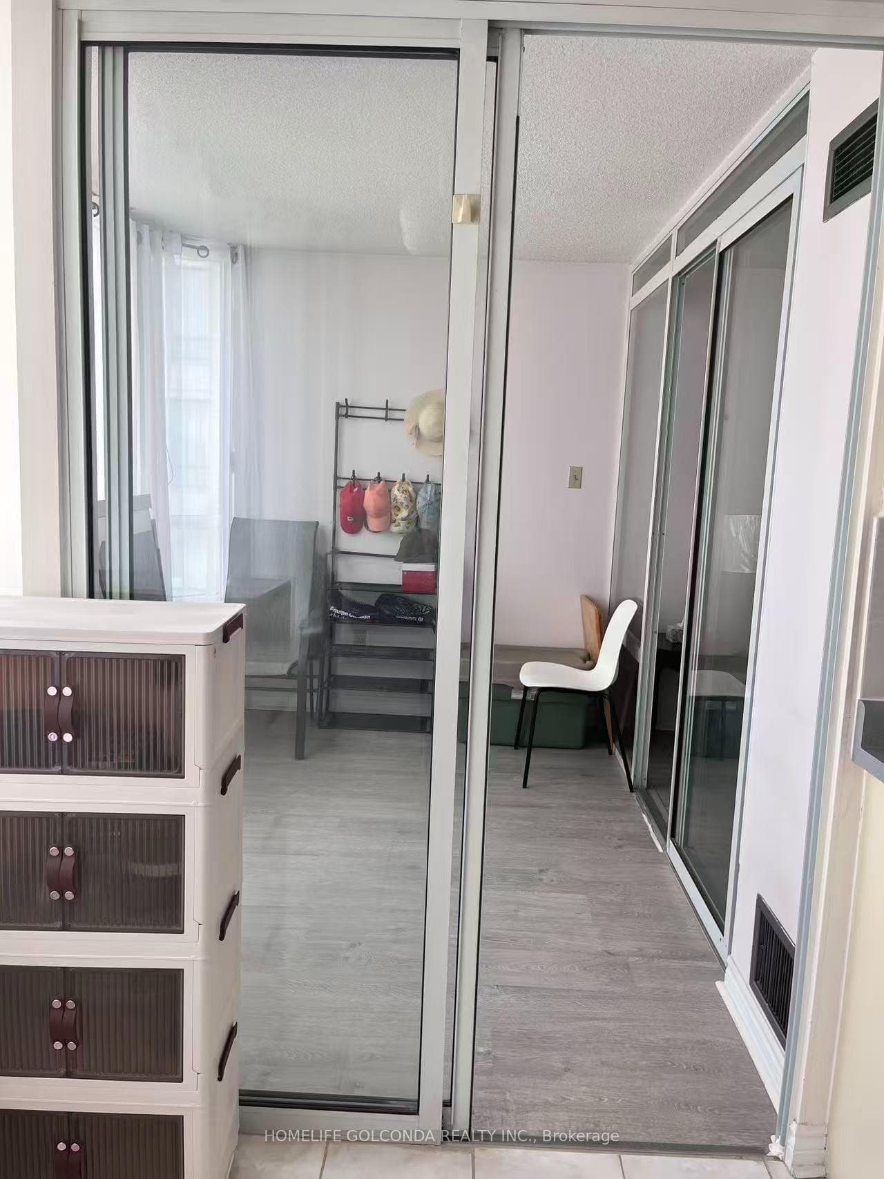 330 Alton Towers Circle Unit 912 photo 7