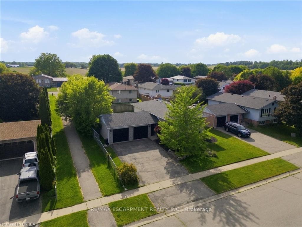 33 Edward Avenue photo 37