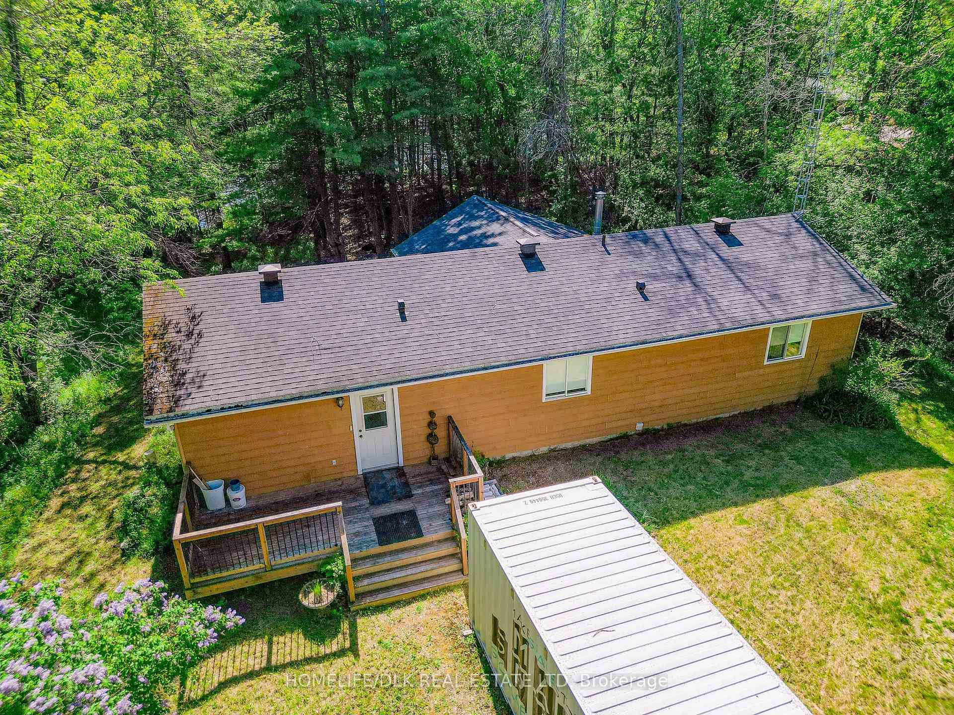 146 Bishops Way photo 33