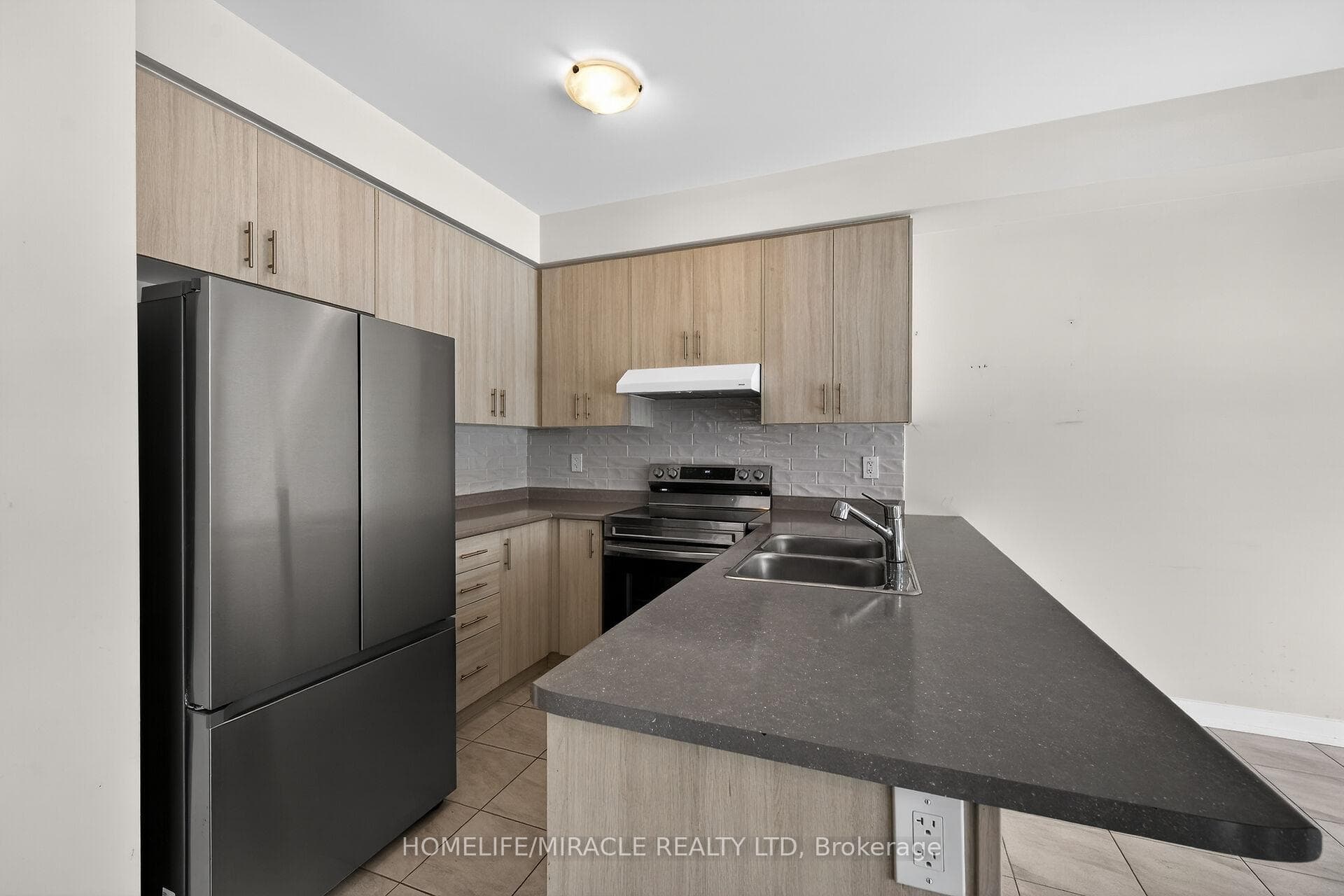 32 Lavender Road photo 15