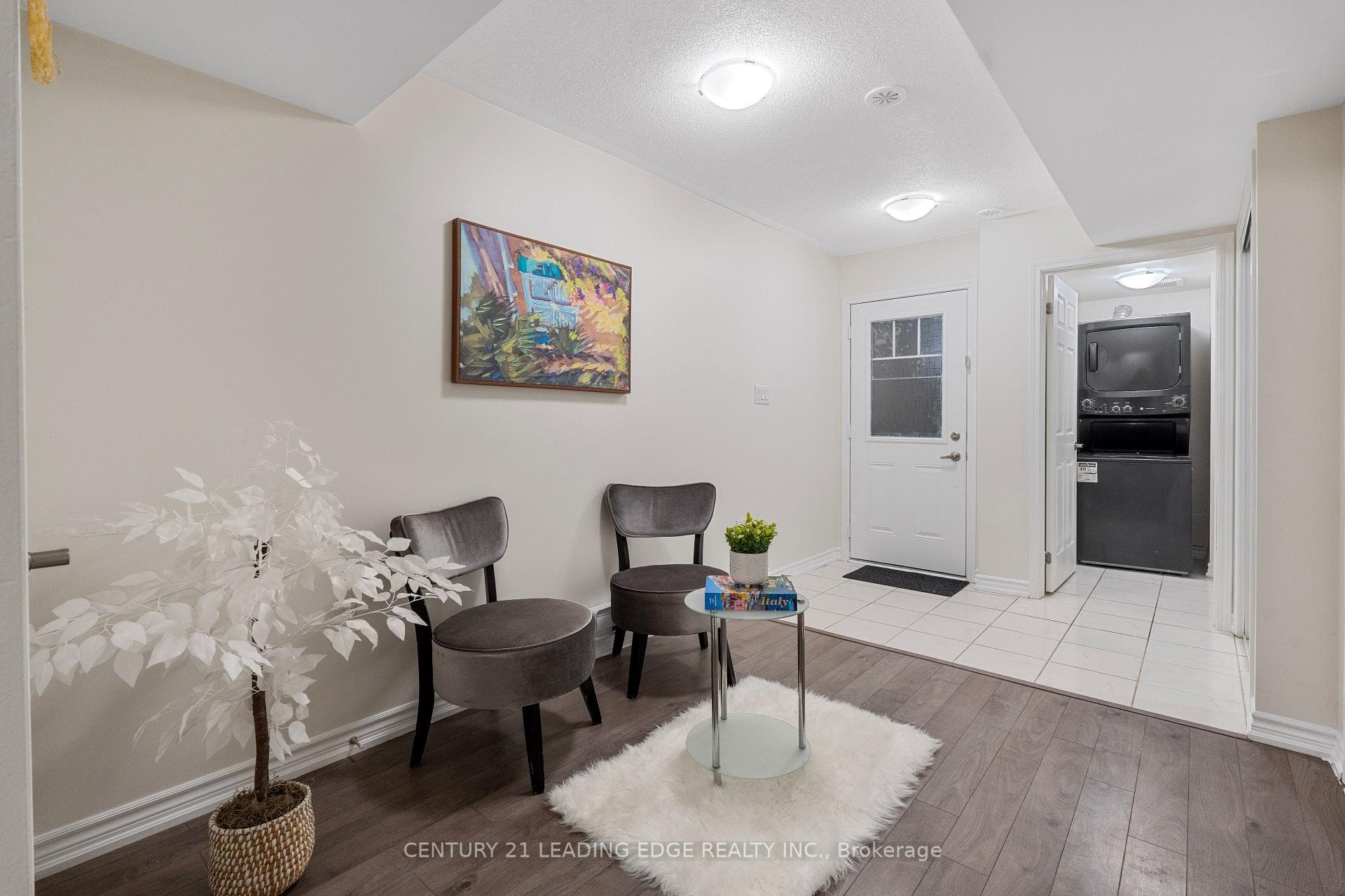 521 Fir Court photo 2