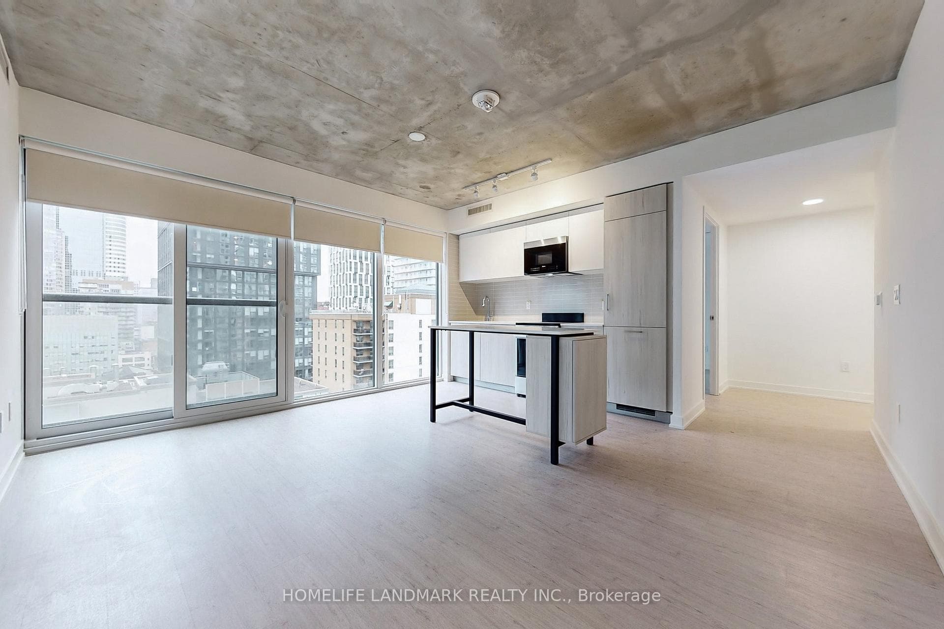 65 Mutual Street Unit 1604 photo 5