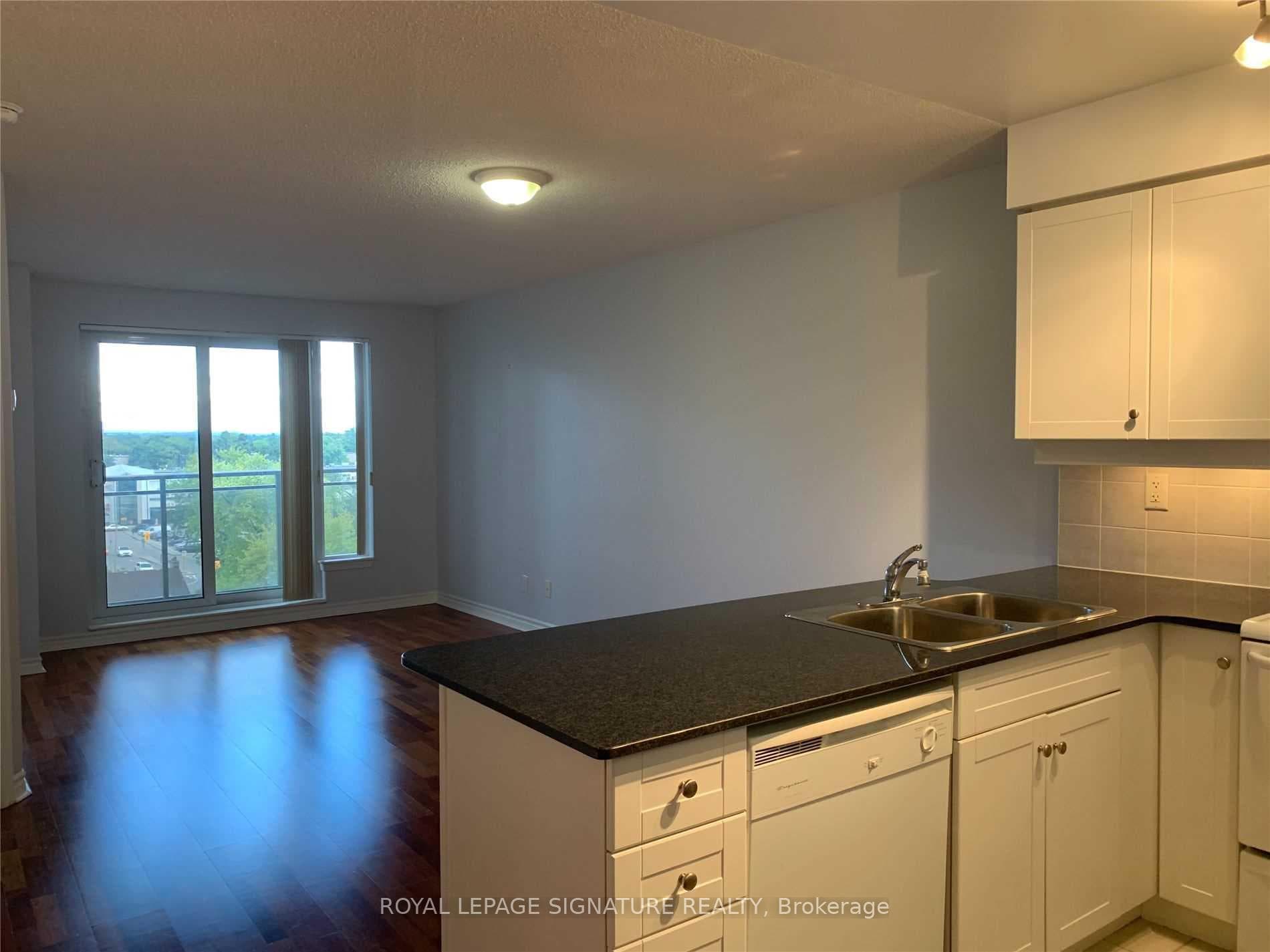 19 Barberry Place Unit 706 photo 10