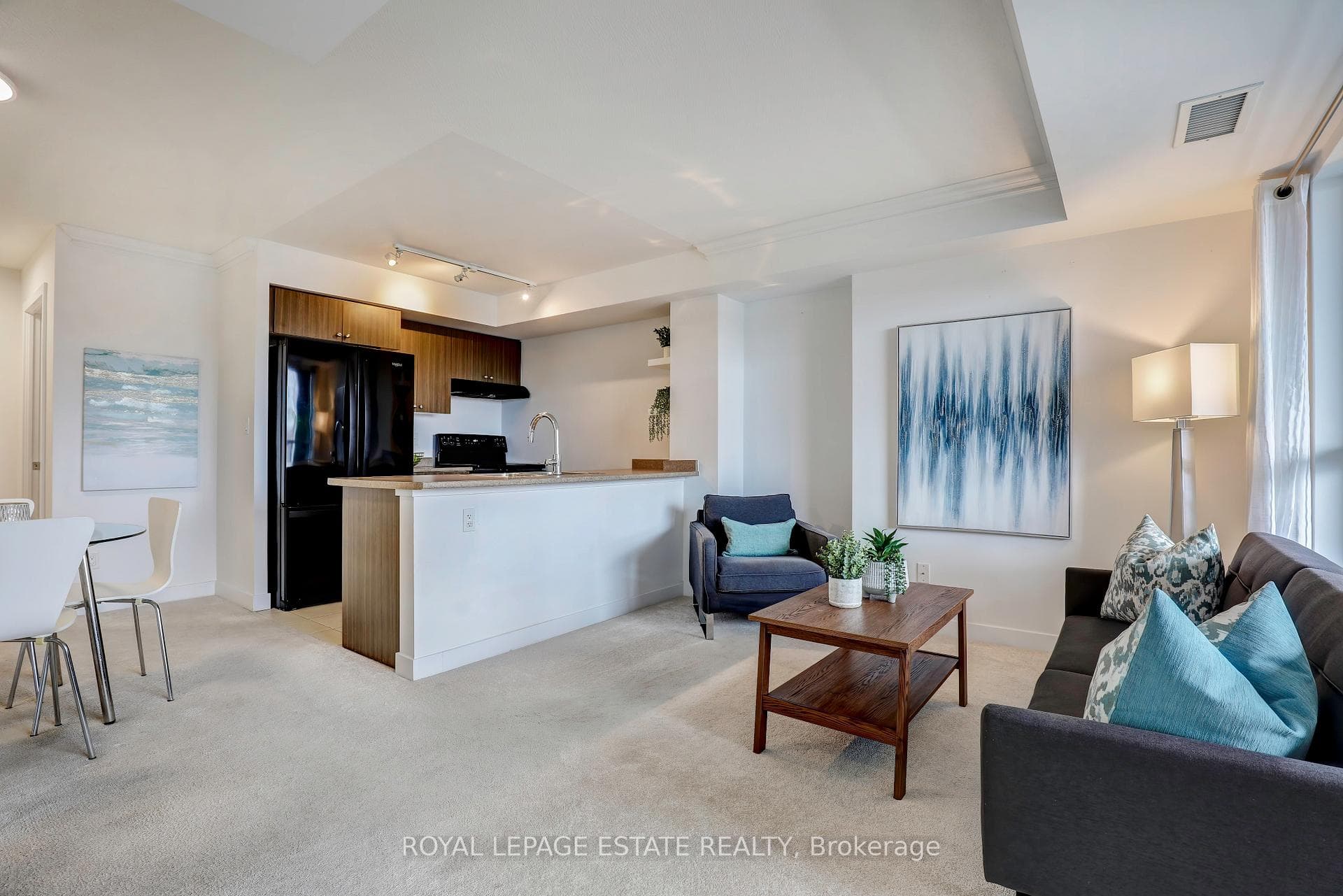 8 Trent Avenue Unit 309 photo 13