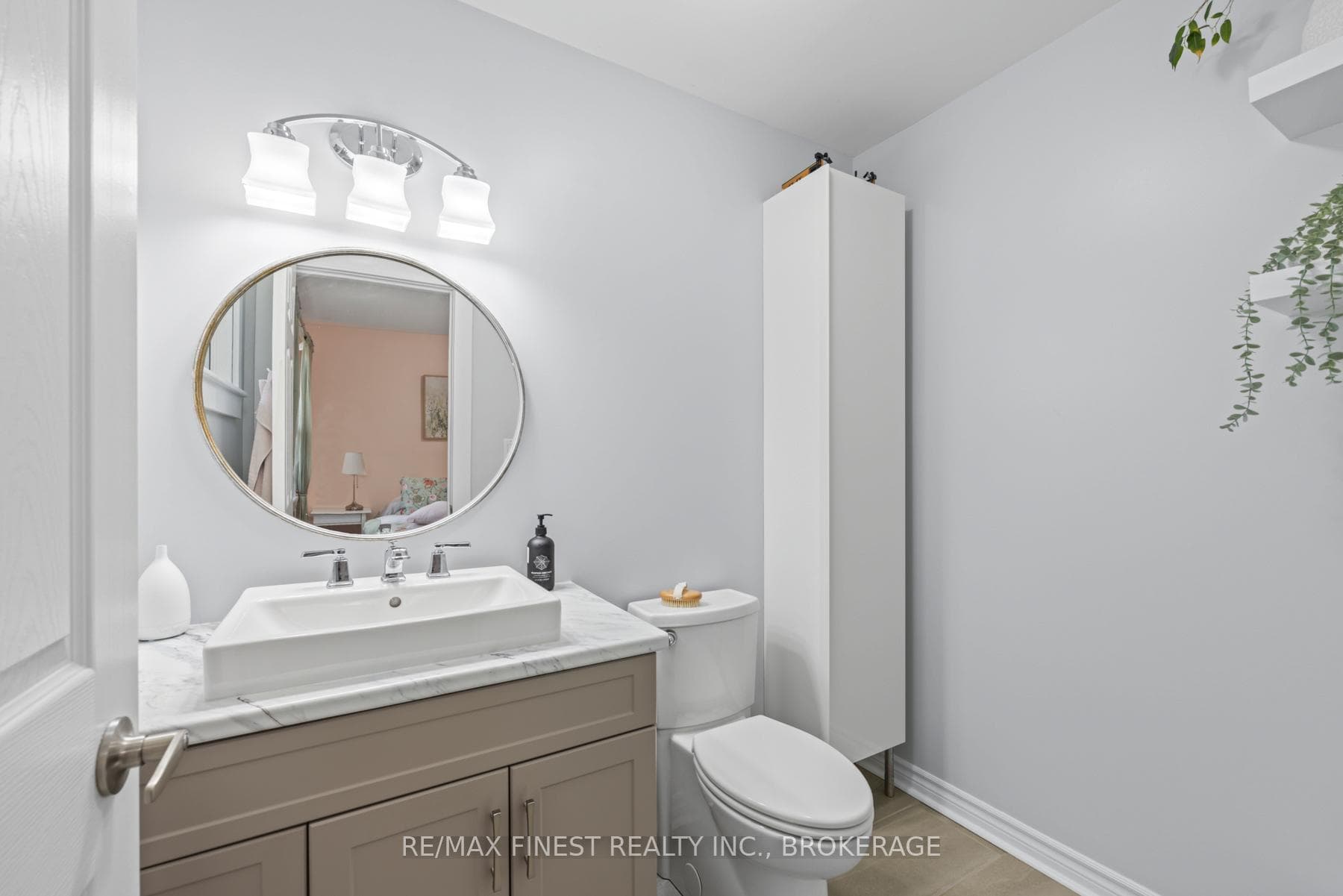 150 Lakeview Avenue photo 38