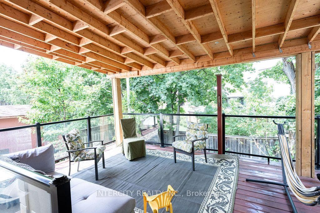 100 Dixon Road photo 28