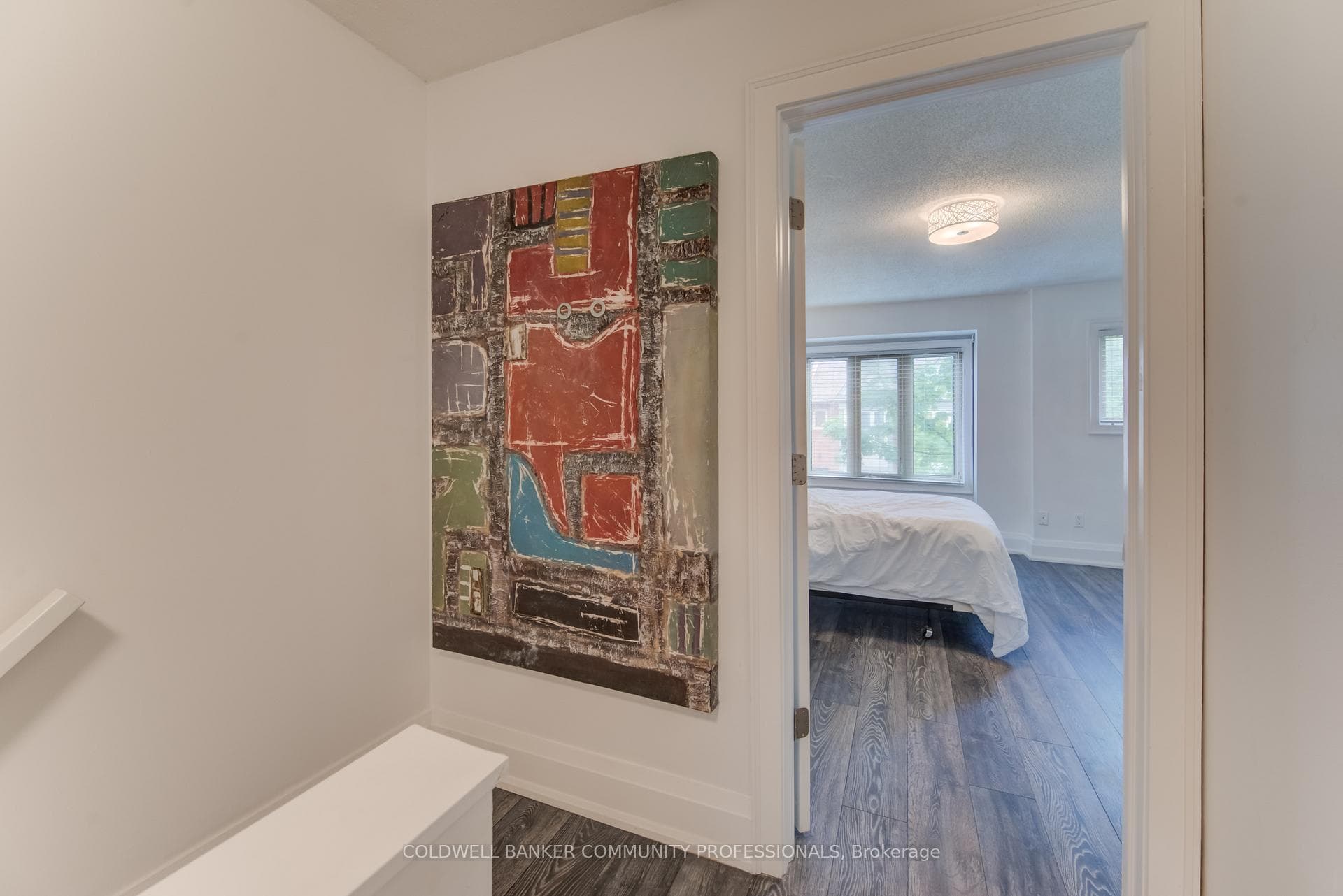 895 Maple Avenue Unit 516 photo 21
