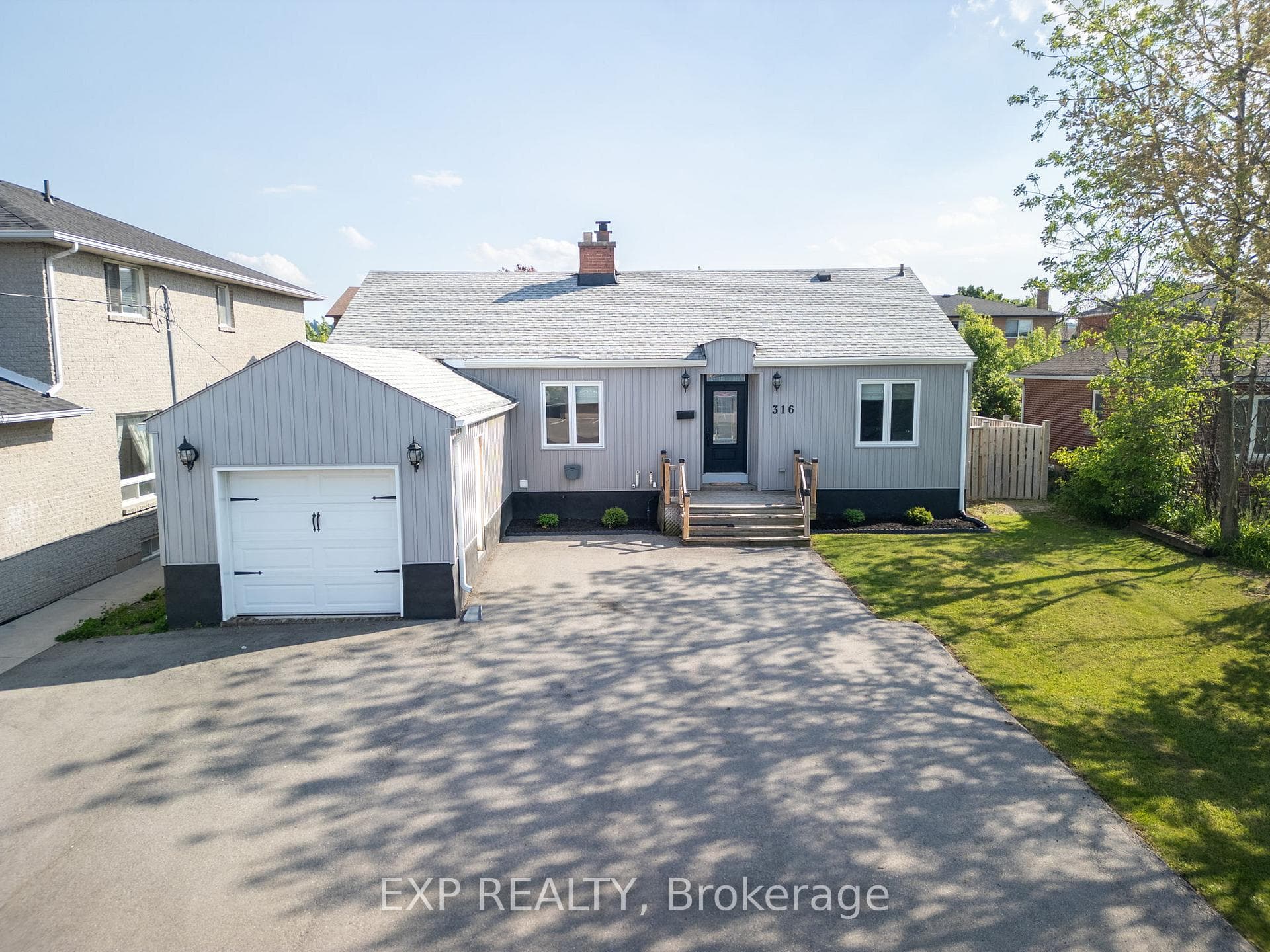 316 Barton Street photo 2