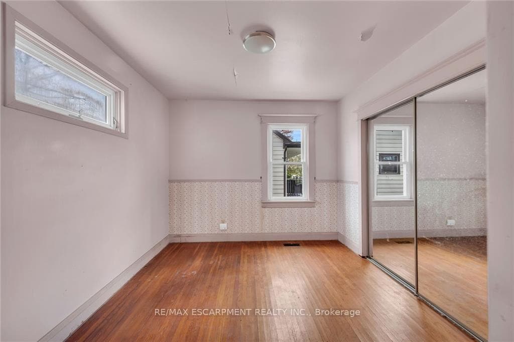 53 Jane Street photo 14
