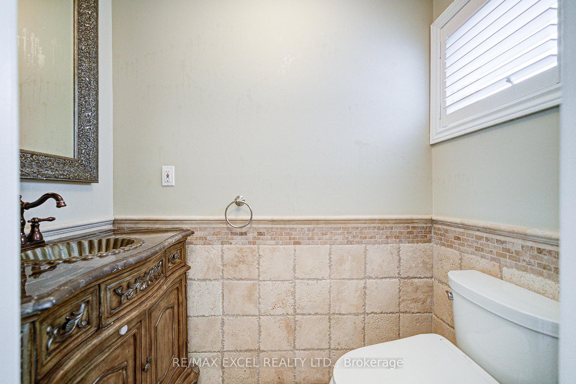 108 Babcombe Drive photo 14