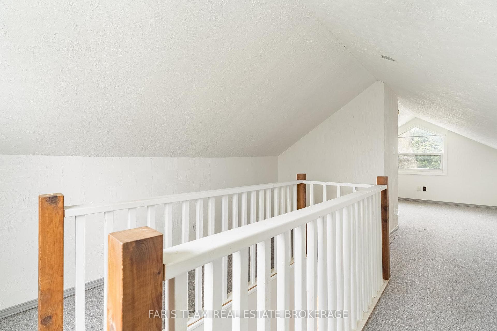 222 William Street photo 22