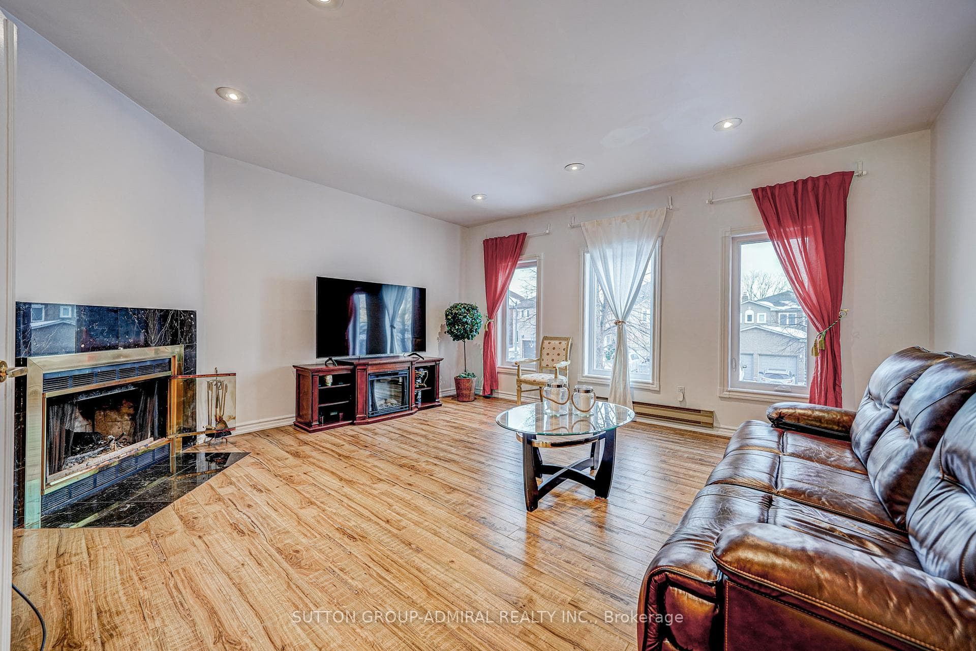 62 Venice Crescent Unit Main photo 18
