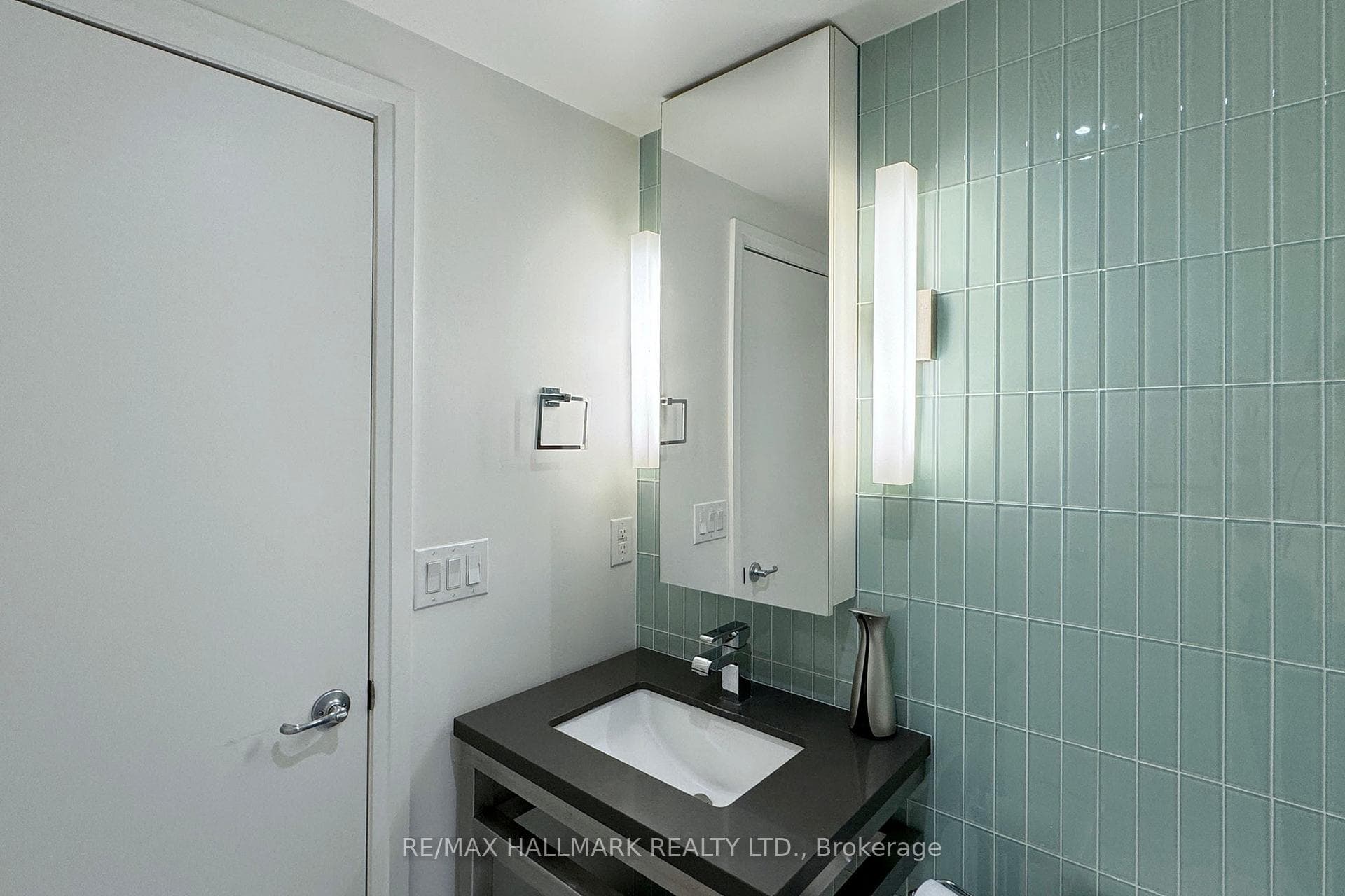 80 John Street Unit 3804 photo 22