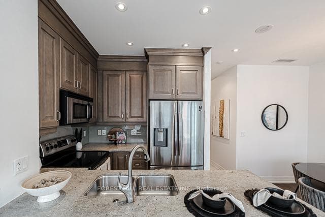 20 Burkebrook Place Unit 502 photo 10