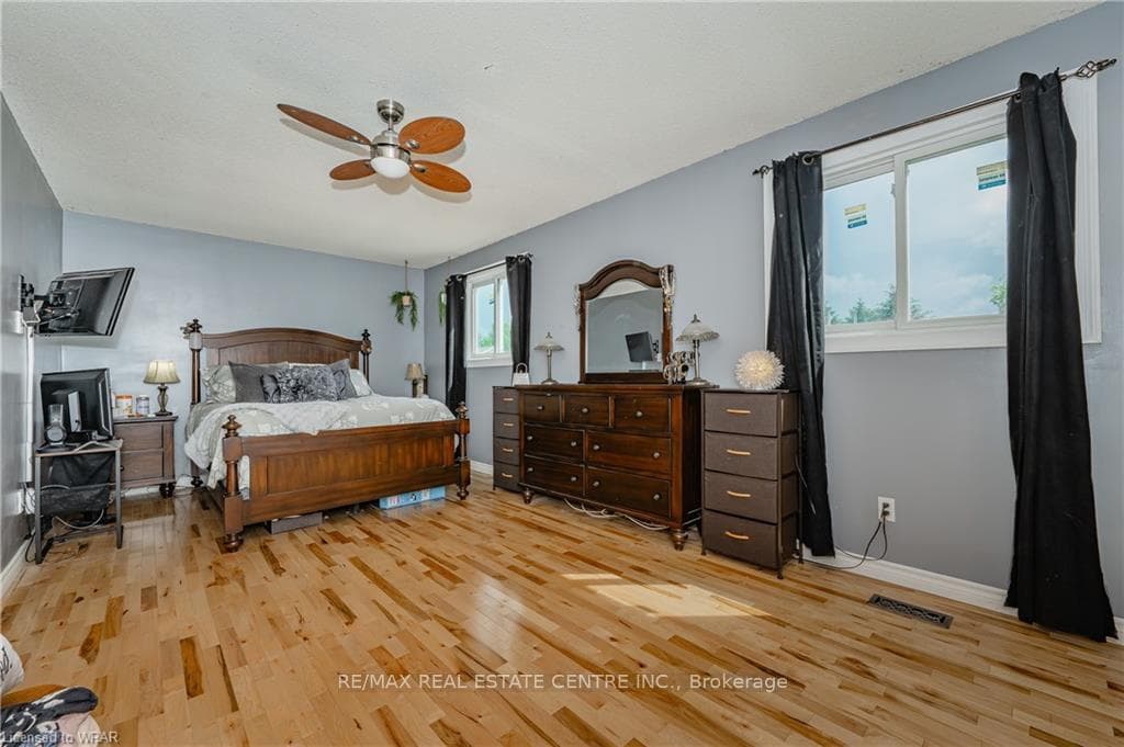 191 Ferguson Drive Unit 1 photo 15