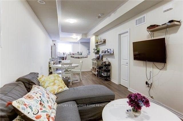 370 Hopewell Avenue Unit 117 photo 8