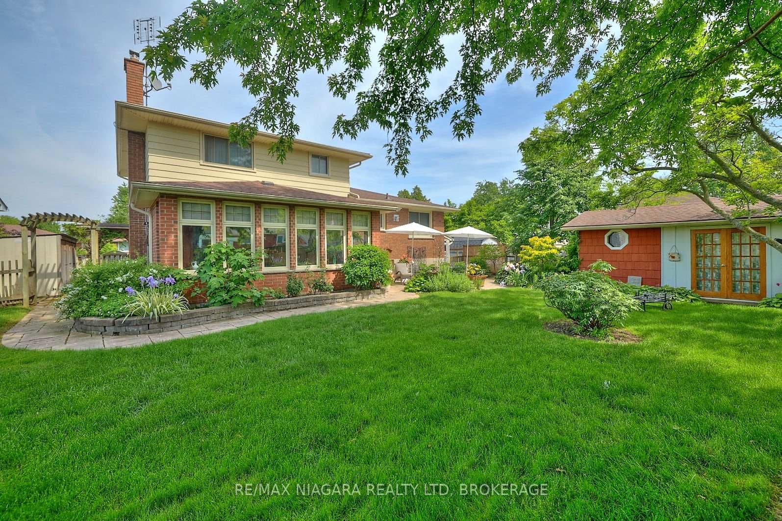 24 Gaspare Drive photo 1