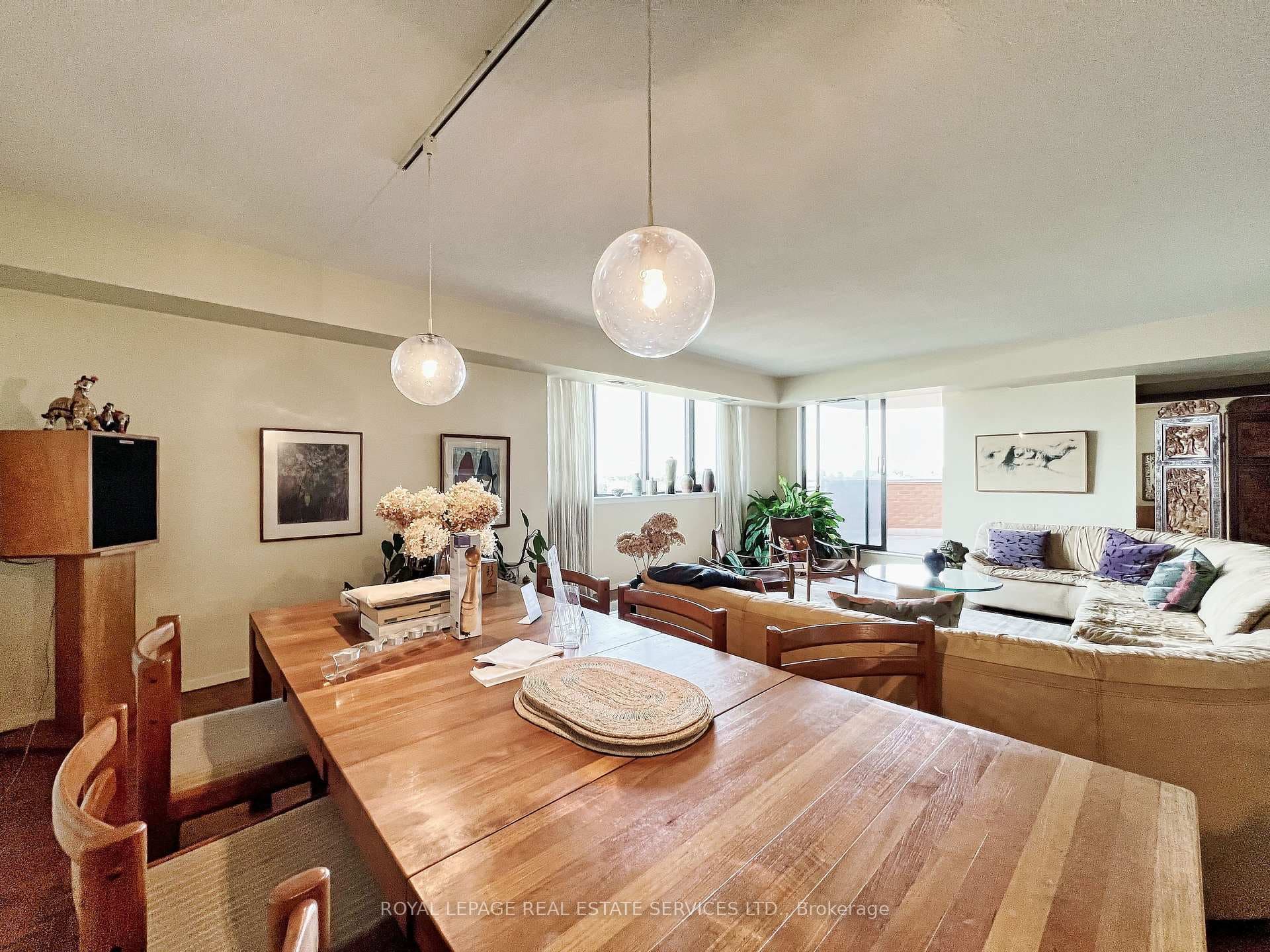 260 Heath Street Unit 1304 photo 16