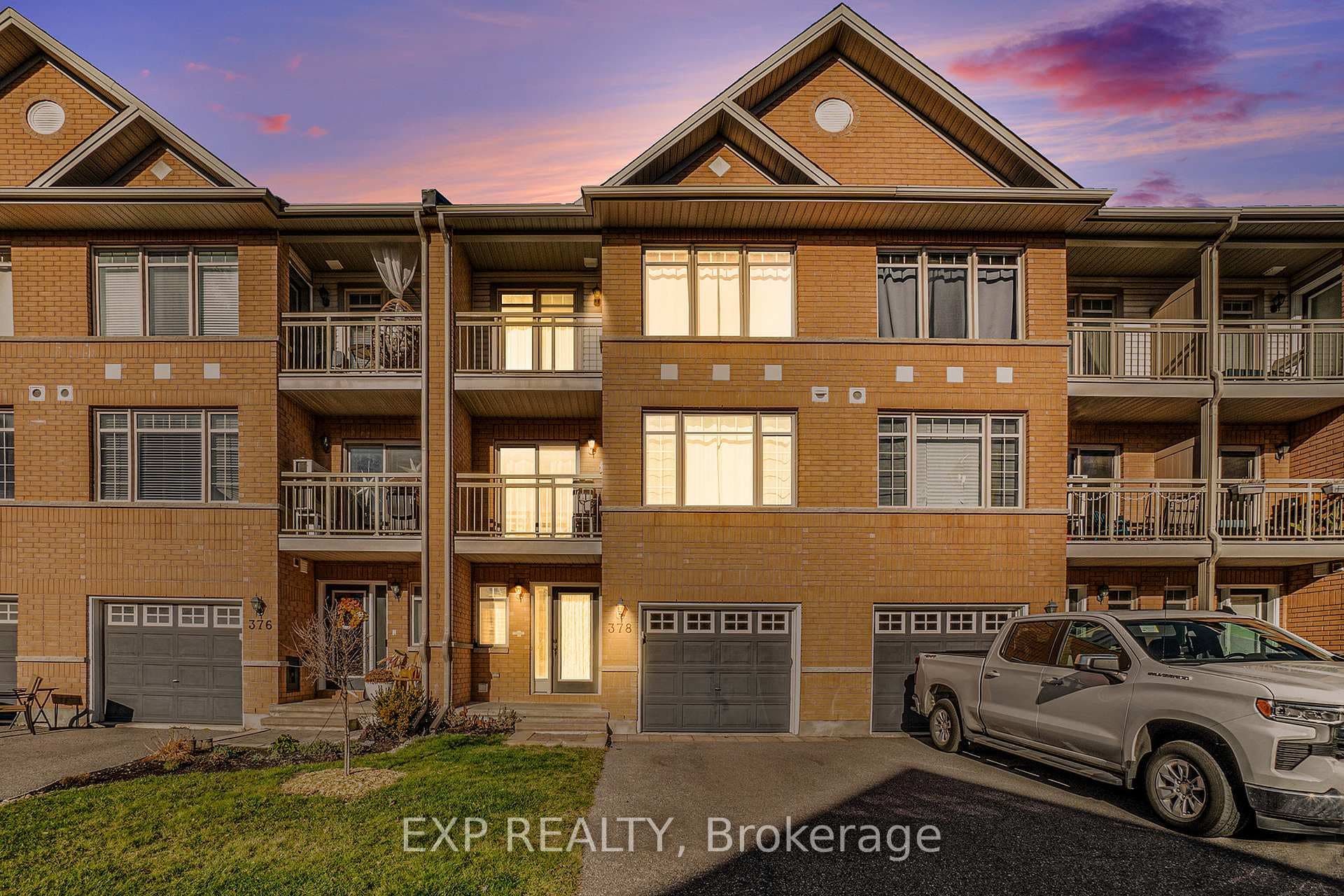 378 Citiplace Drive photo 1