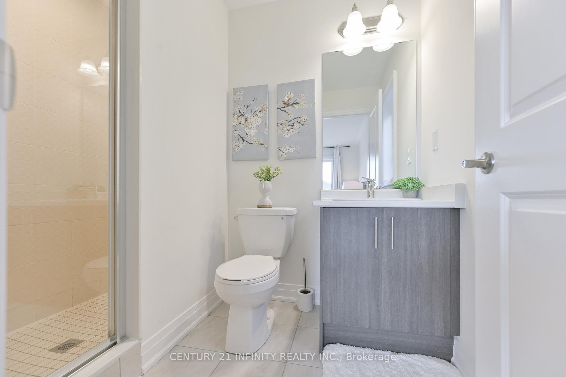 10 Hoad Street photo 26