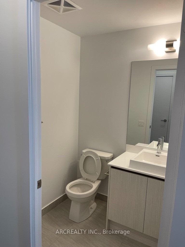 251 Manitoba Street Unit 104 photo 28