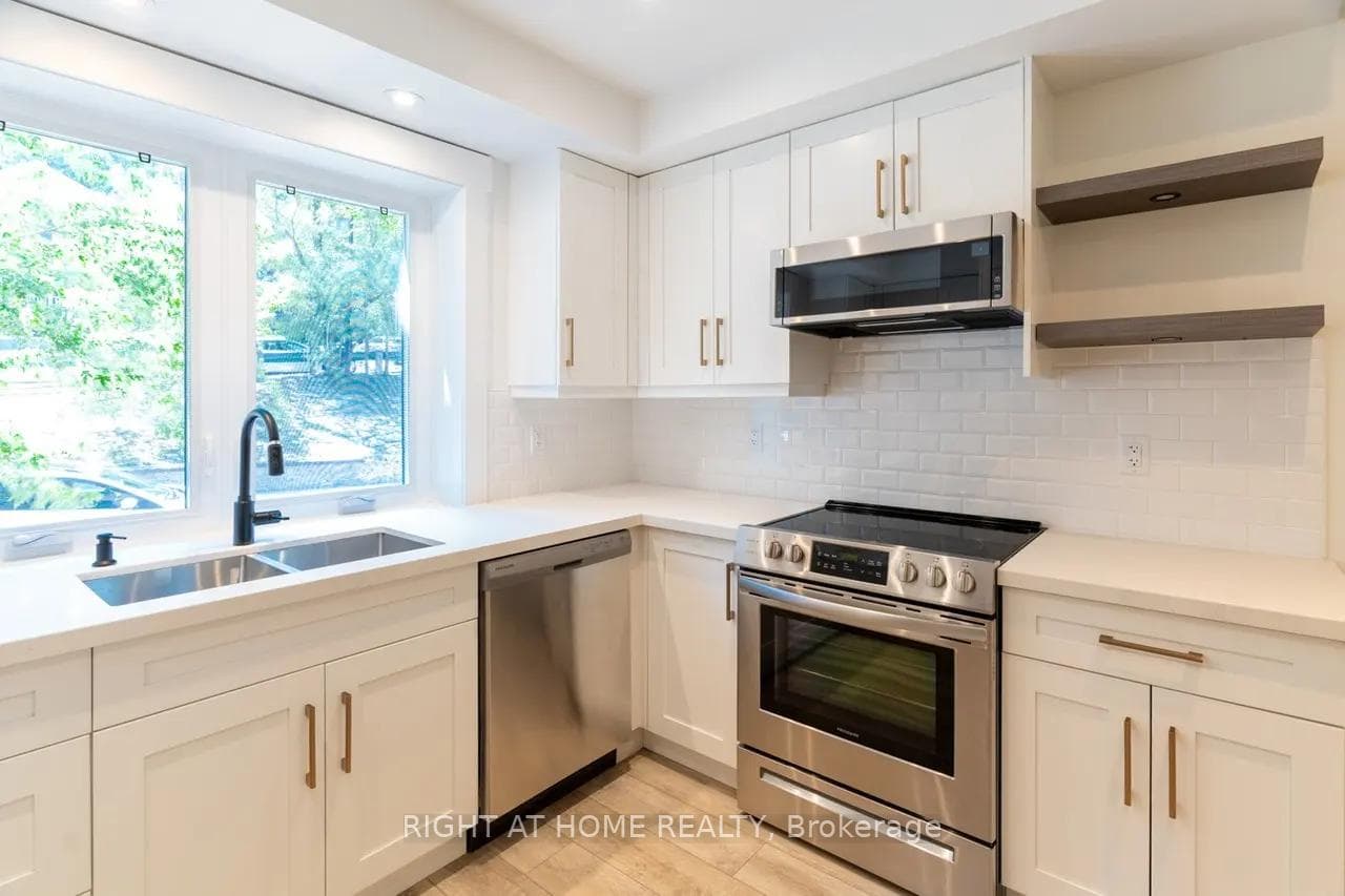 129 Kenilworth Avenue Unit Main photo 2