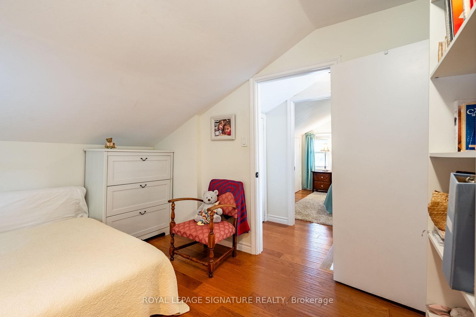 106 York Road photo 31