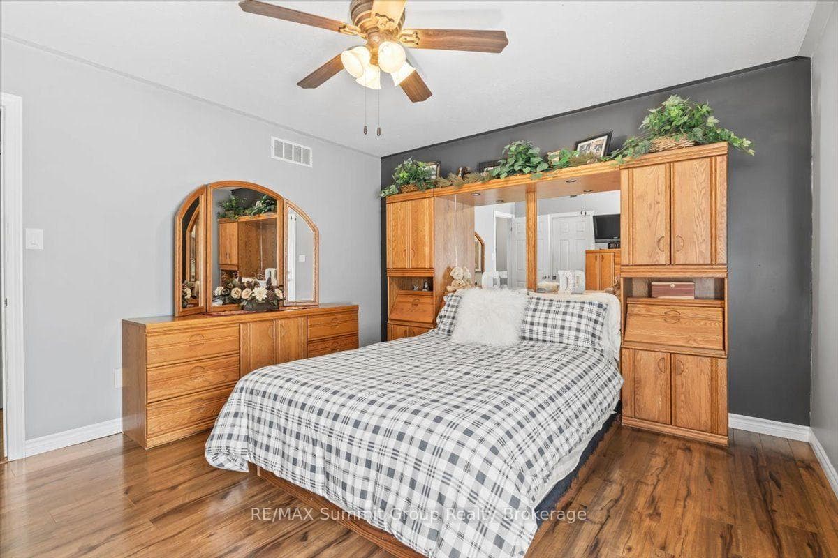 556017 Mulmur-Melancthon Townline photo 10