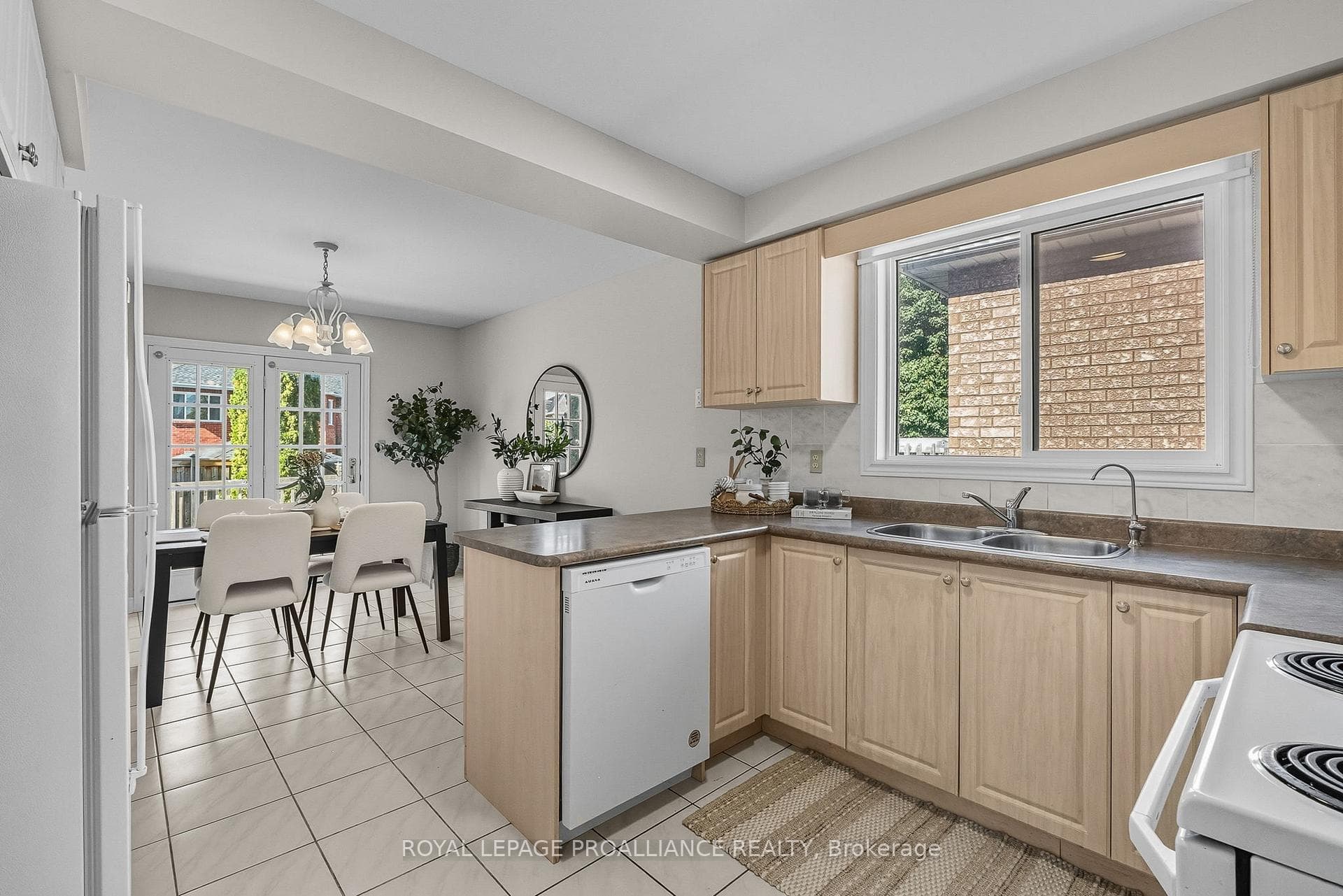 20 Patrick Drive photo 12