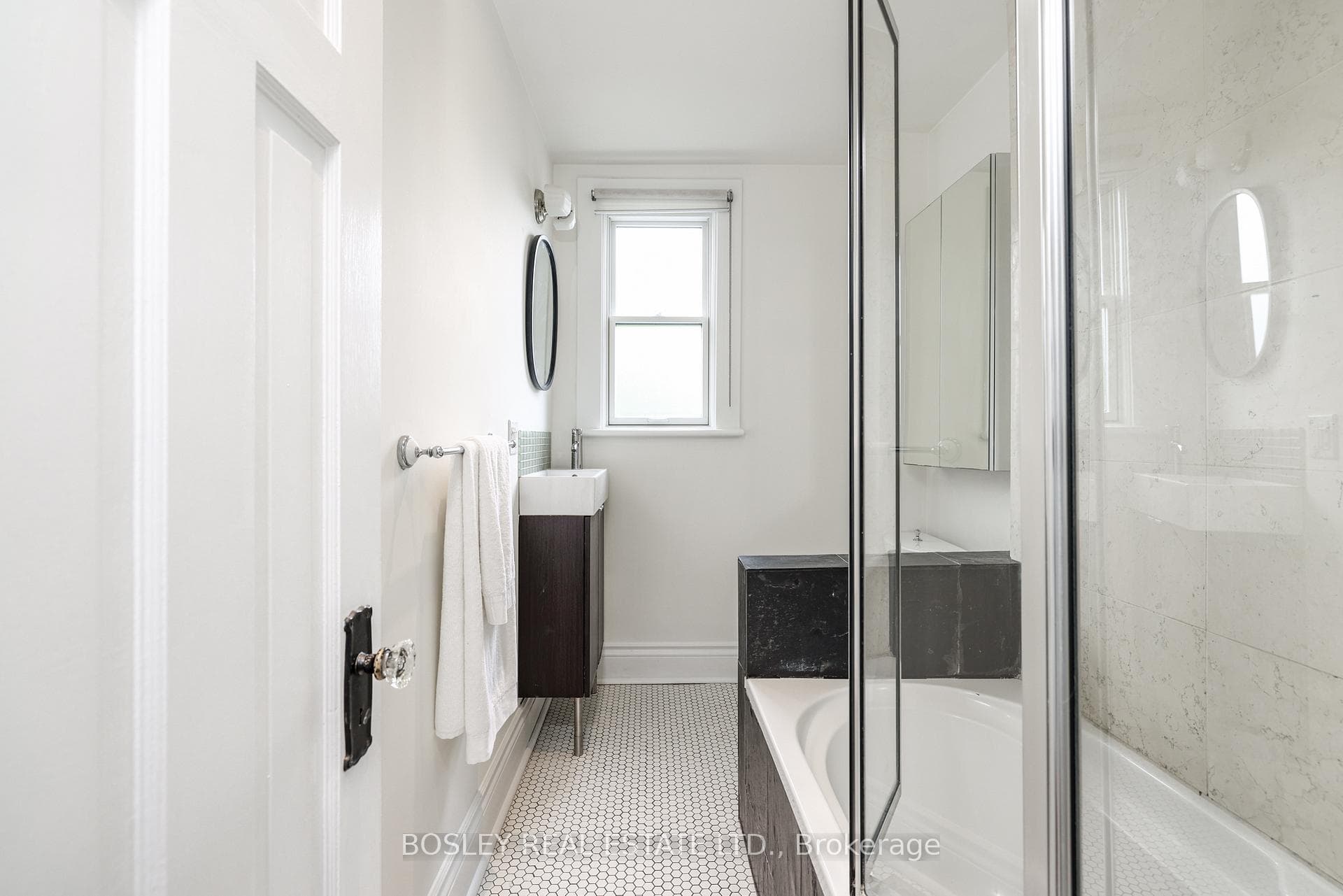 65 Fermanagh Avenue photo 23