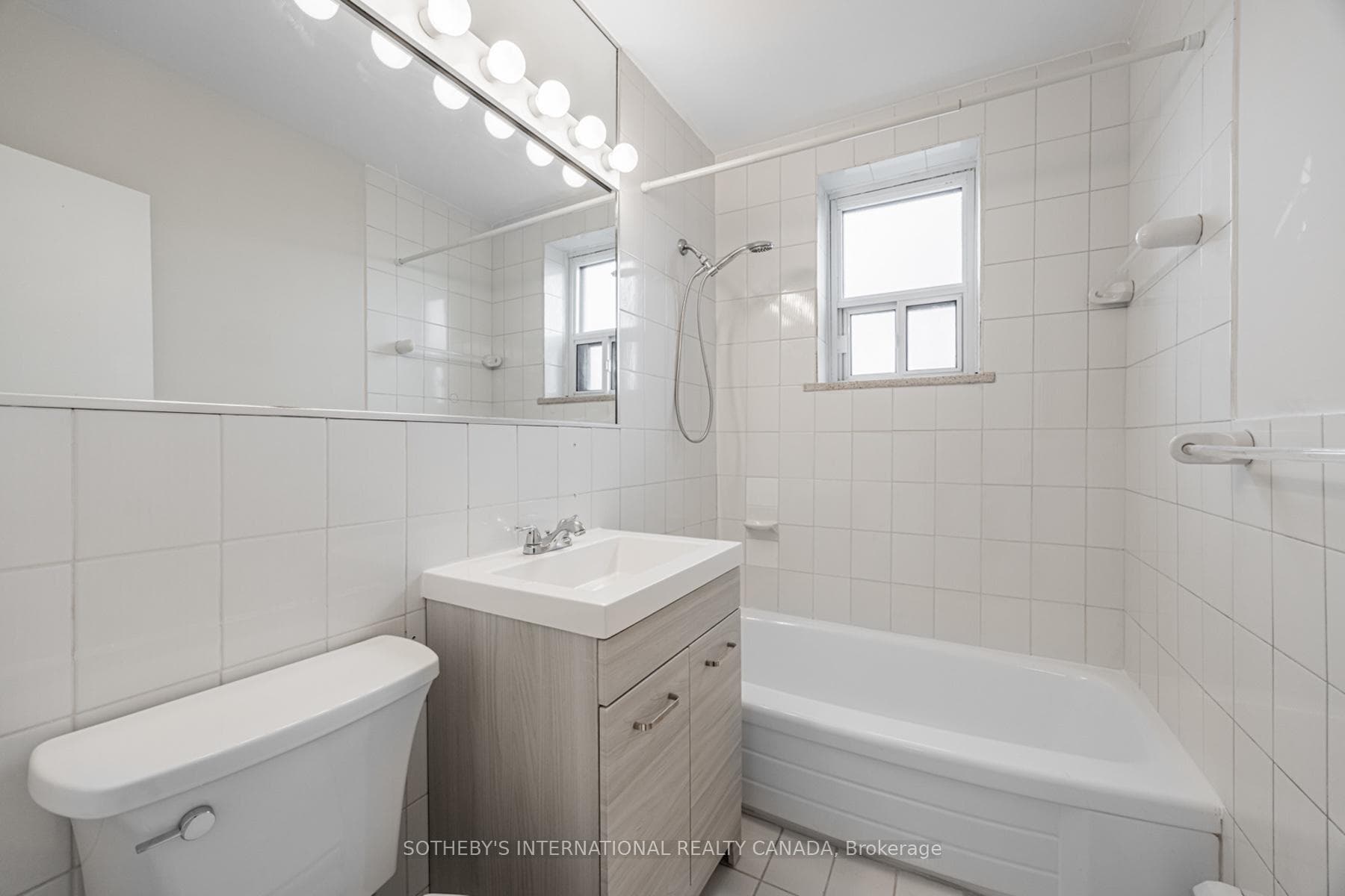 78 Warren Road Unit 601 photo 21