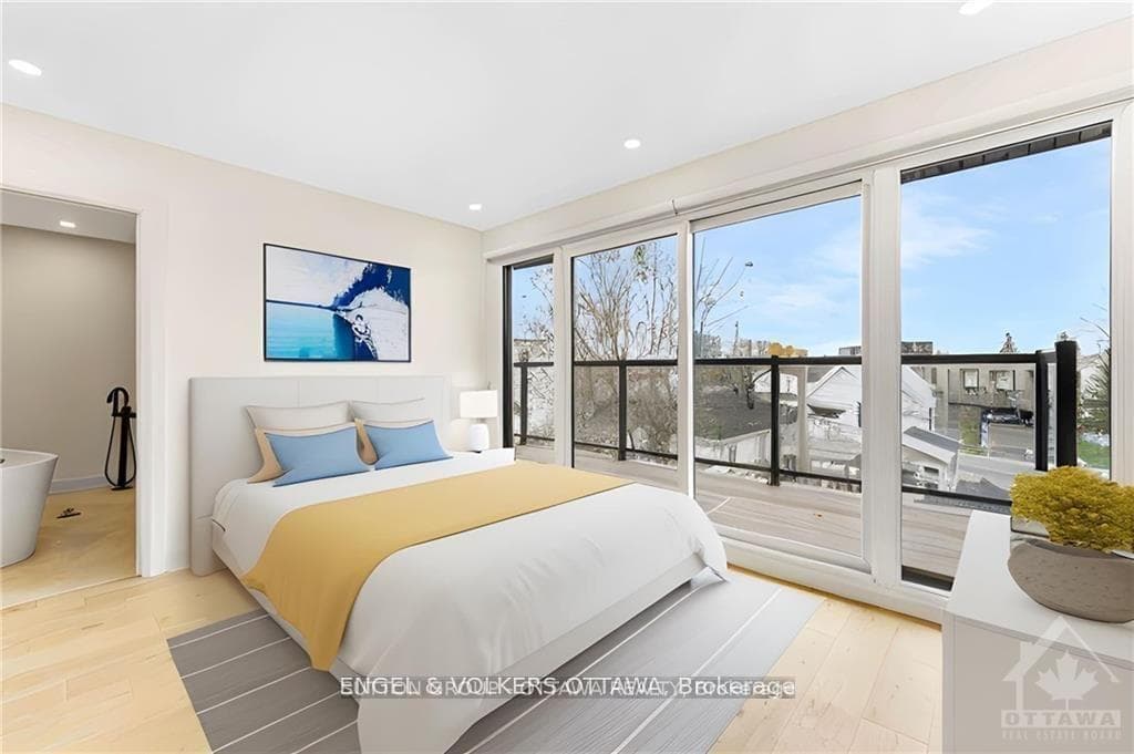 136 Carillon Street Unit A photo 12