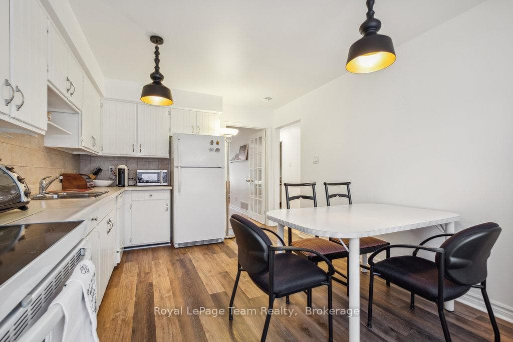 364 Simonston Boulevard photo 5