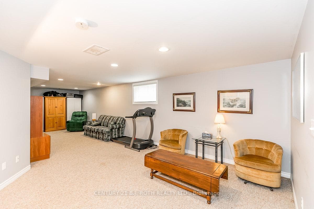 134 Livingstone Street photo 23