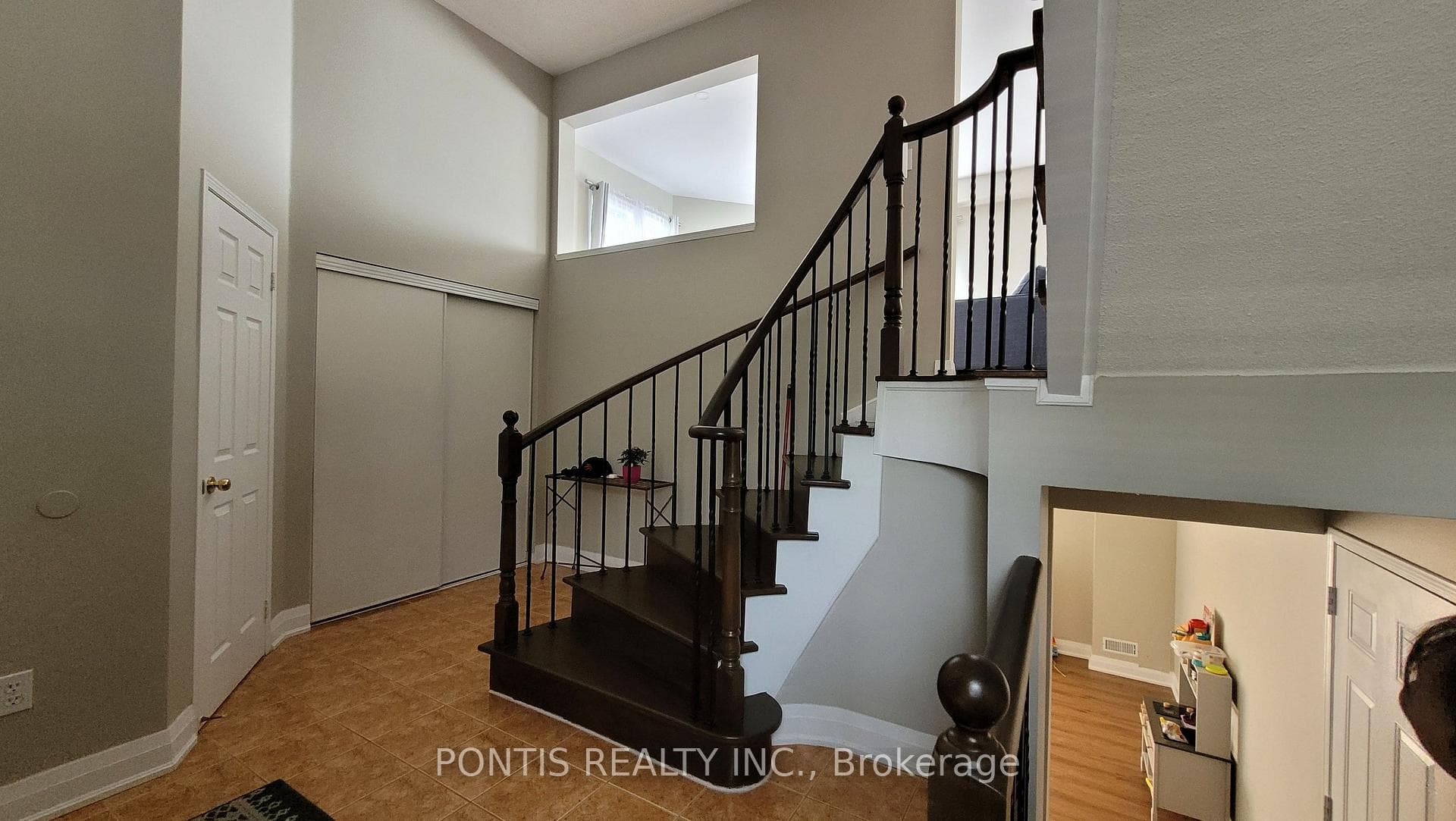 5535 Glen Erin Drive Unit 65 photo 3