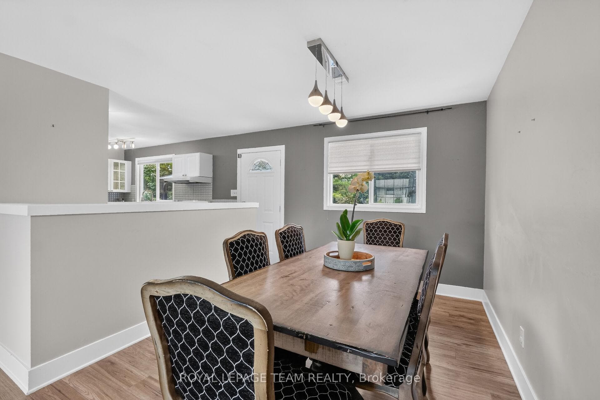 Dining Rm w/easy access to Kitchen.