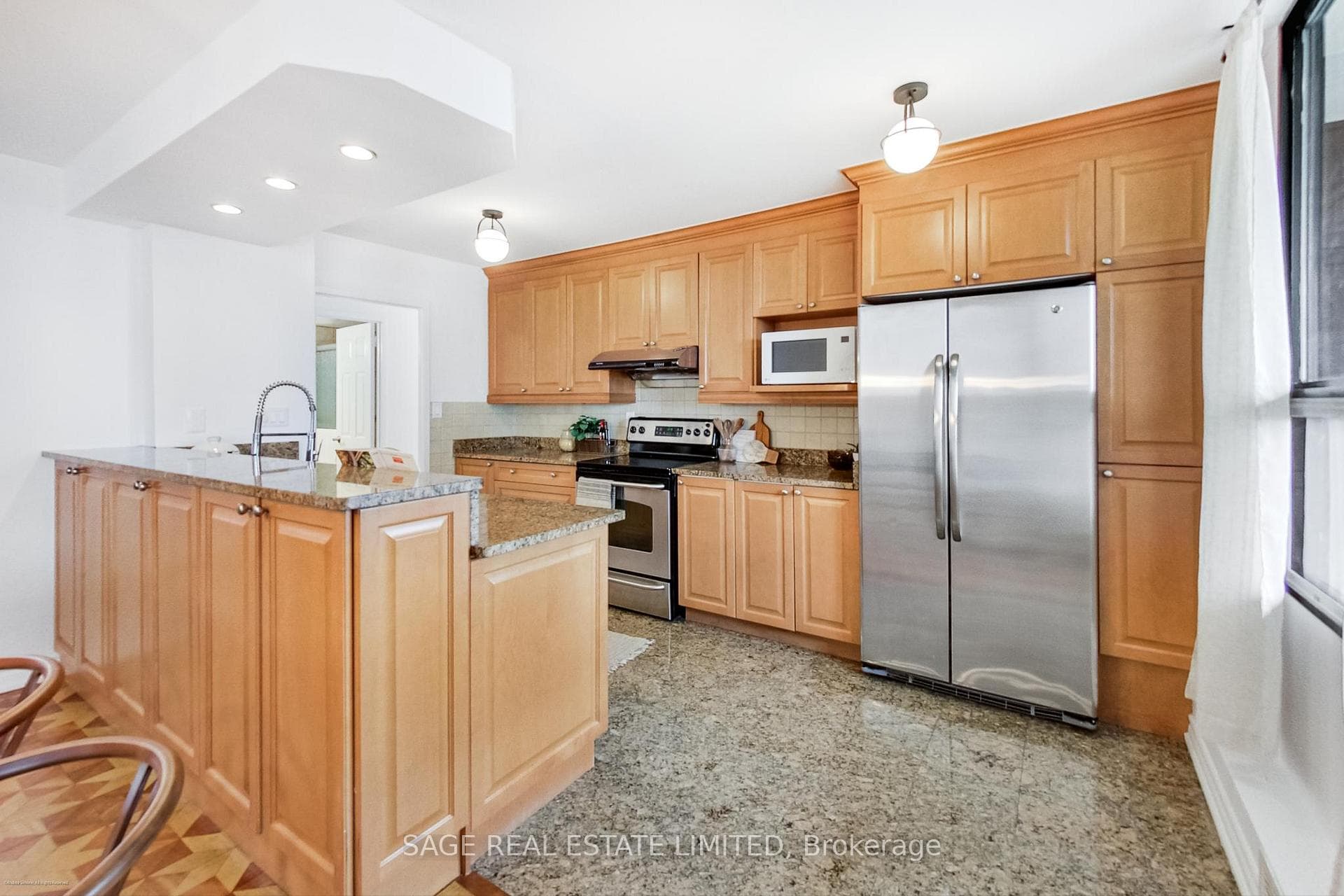 115 Antibes Drive Unit 1005 photo 7