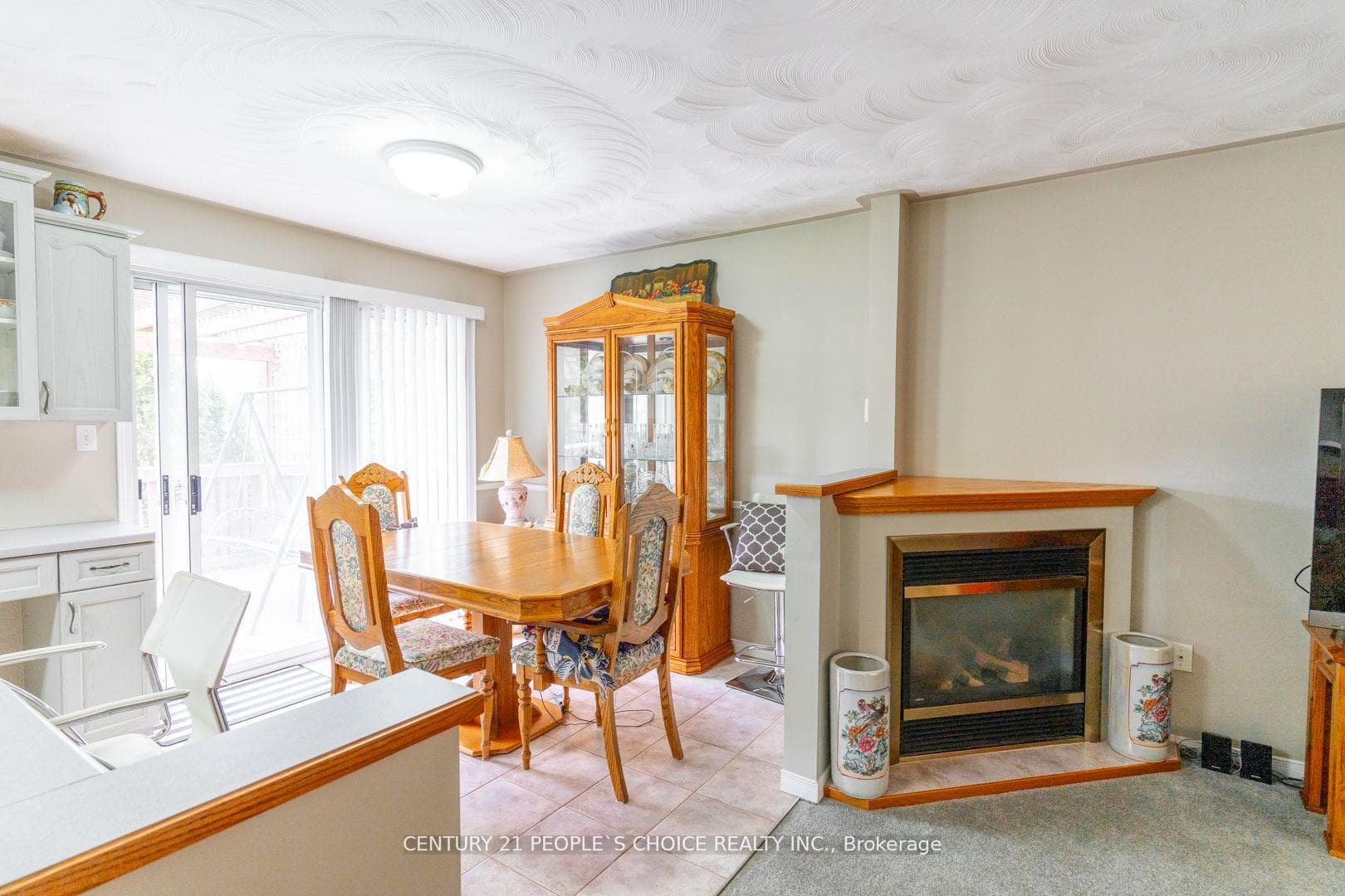 35 Maplecrest Lane photo 33
