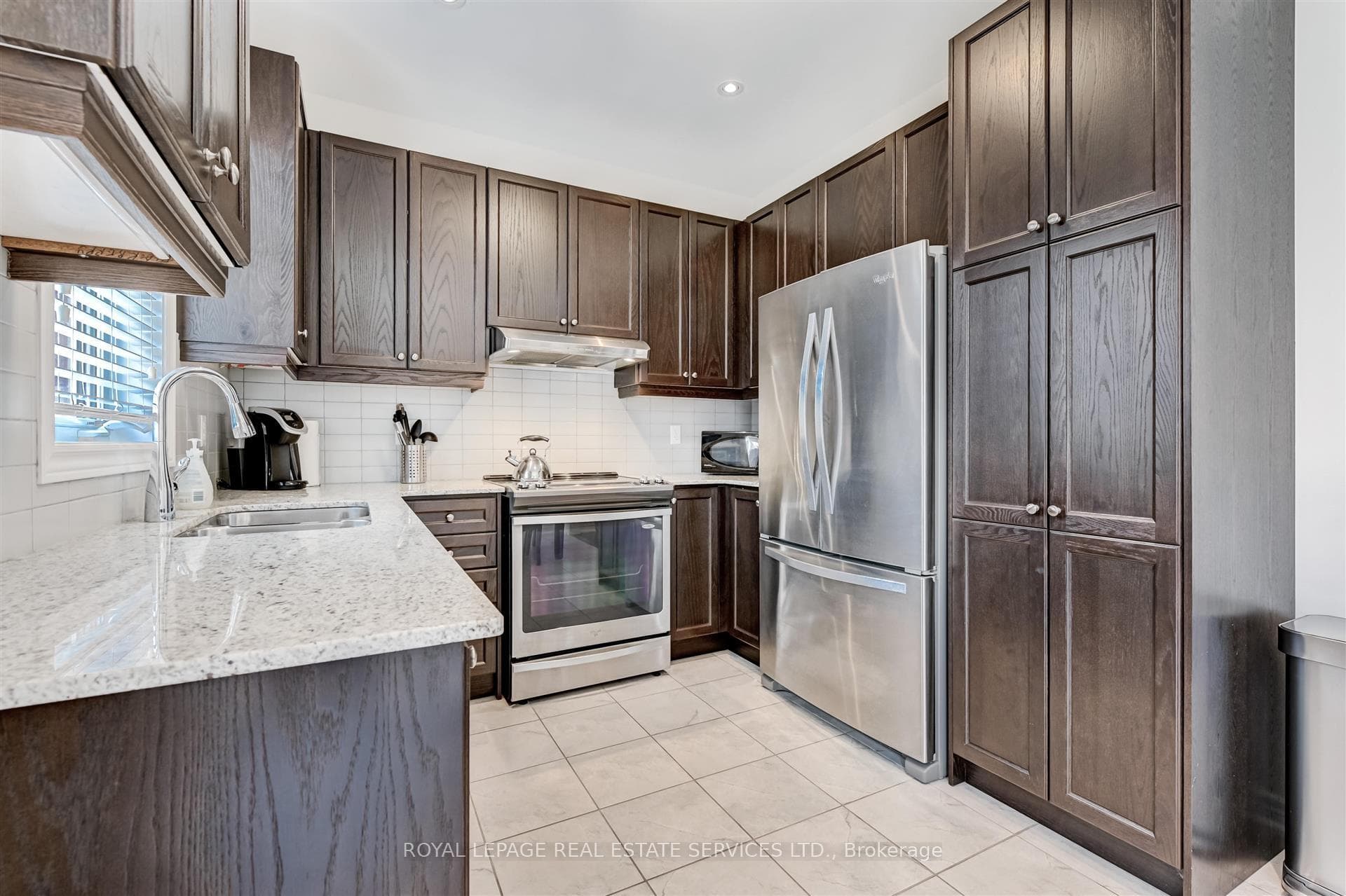 27 Erinview Terrace photo 10