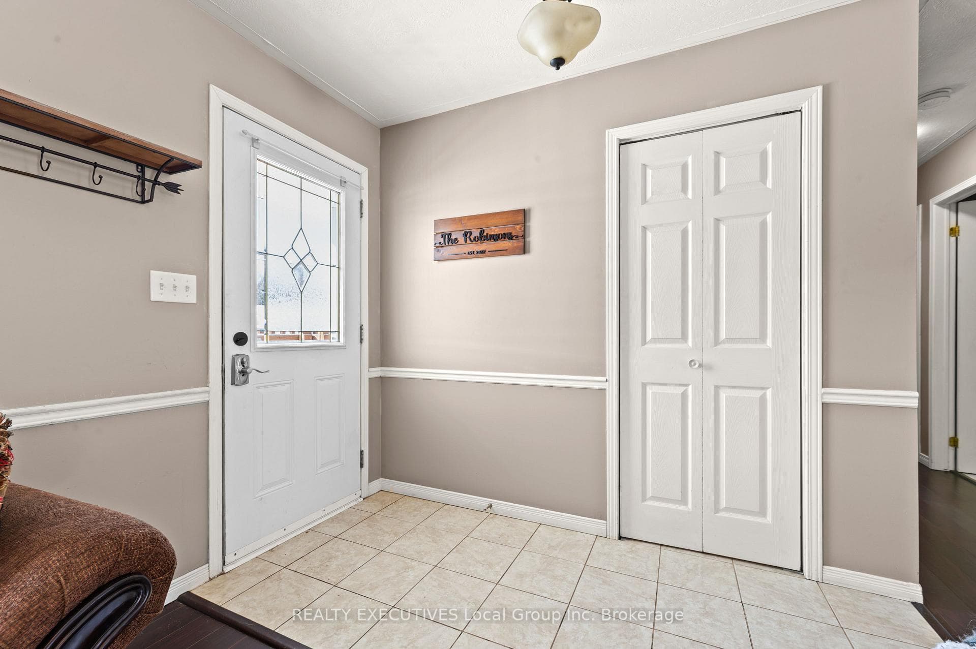 519 DEMERS Street photo 27