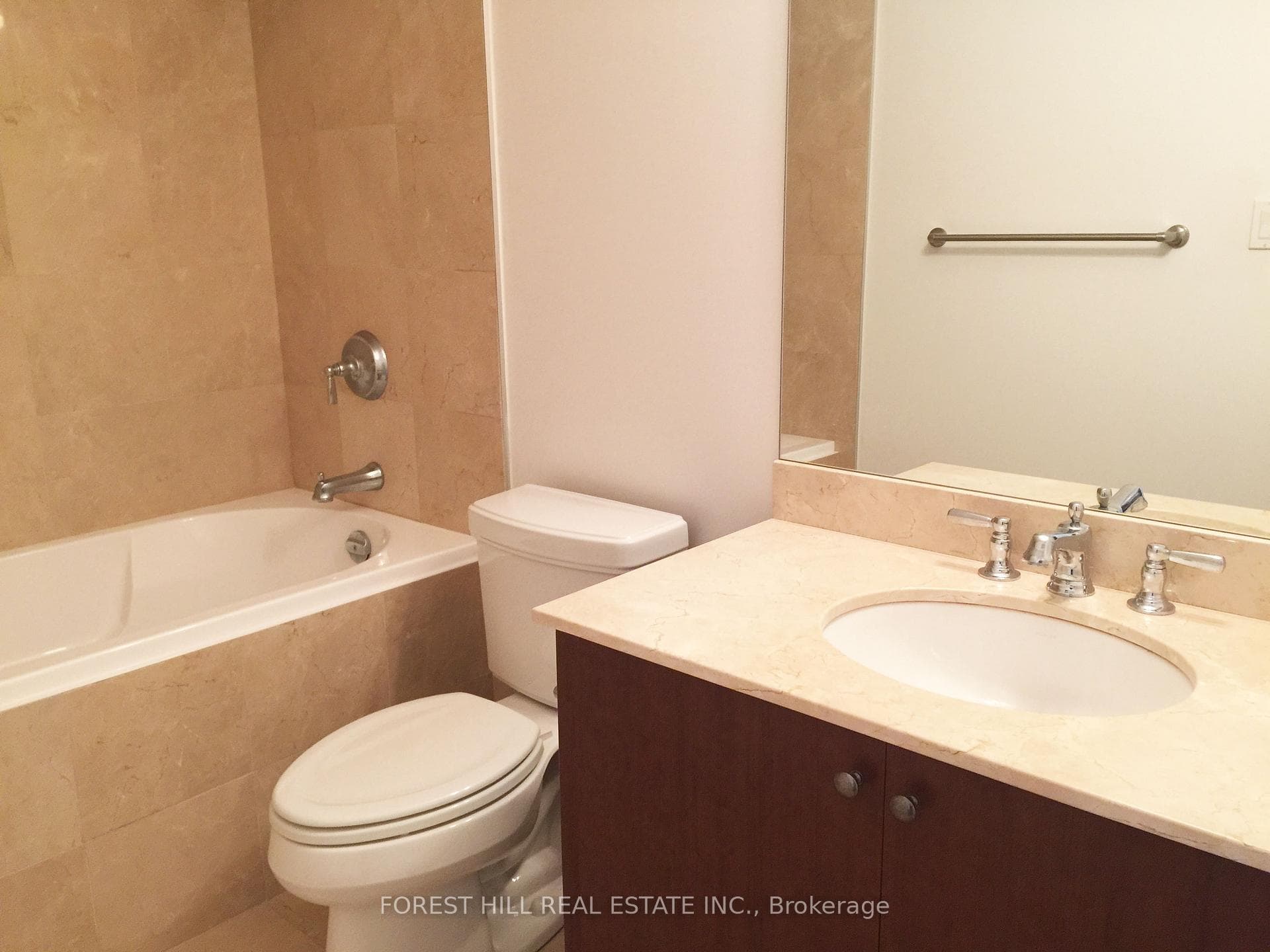 1 Bedford Road Unit 716 photo 8