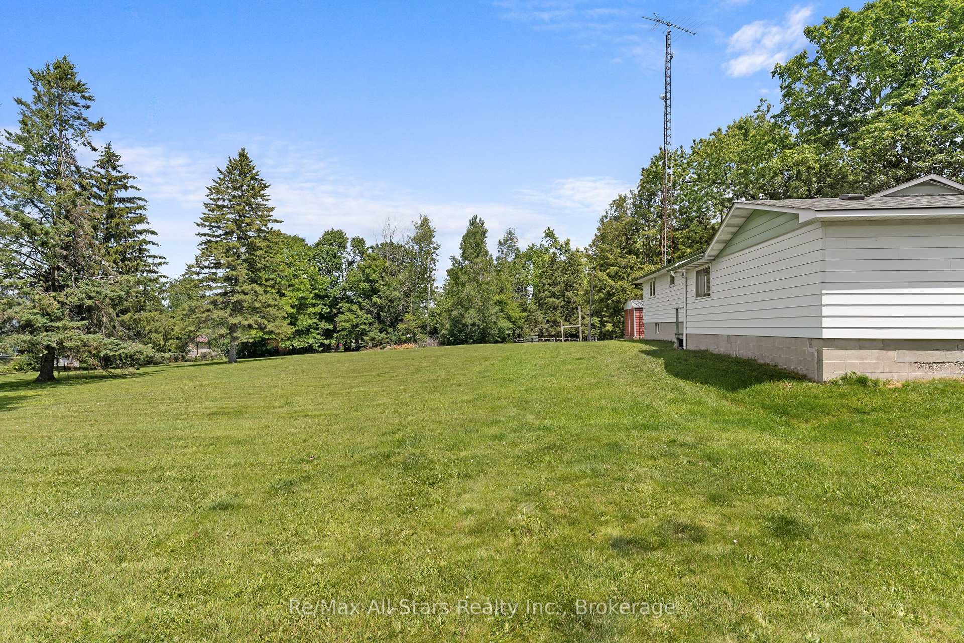 309 Kenrei Road photo 32