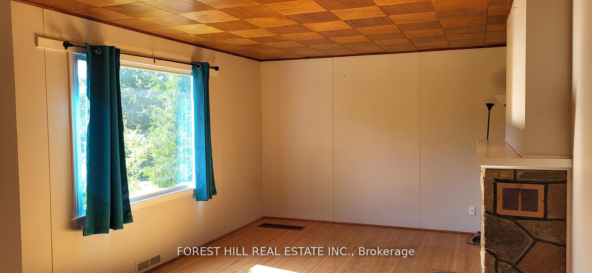 61 Roxborough Road Unit Main Floor photo 4